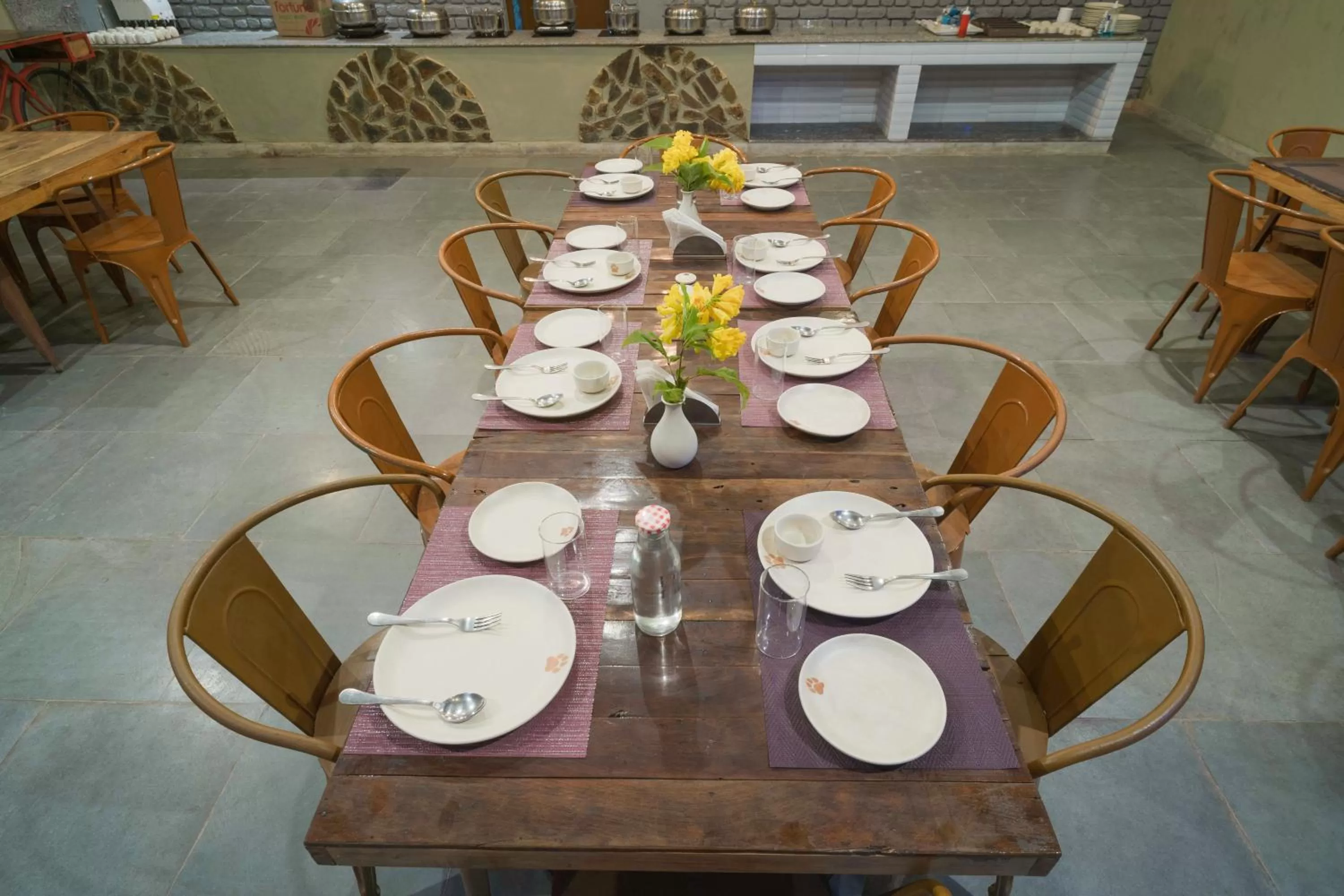 Restaurant/places to eat in LaHermitage Resort