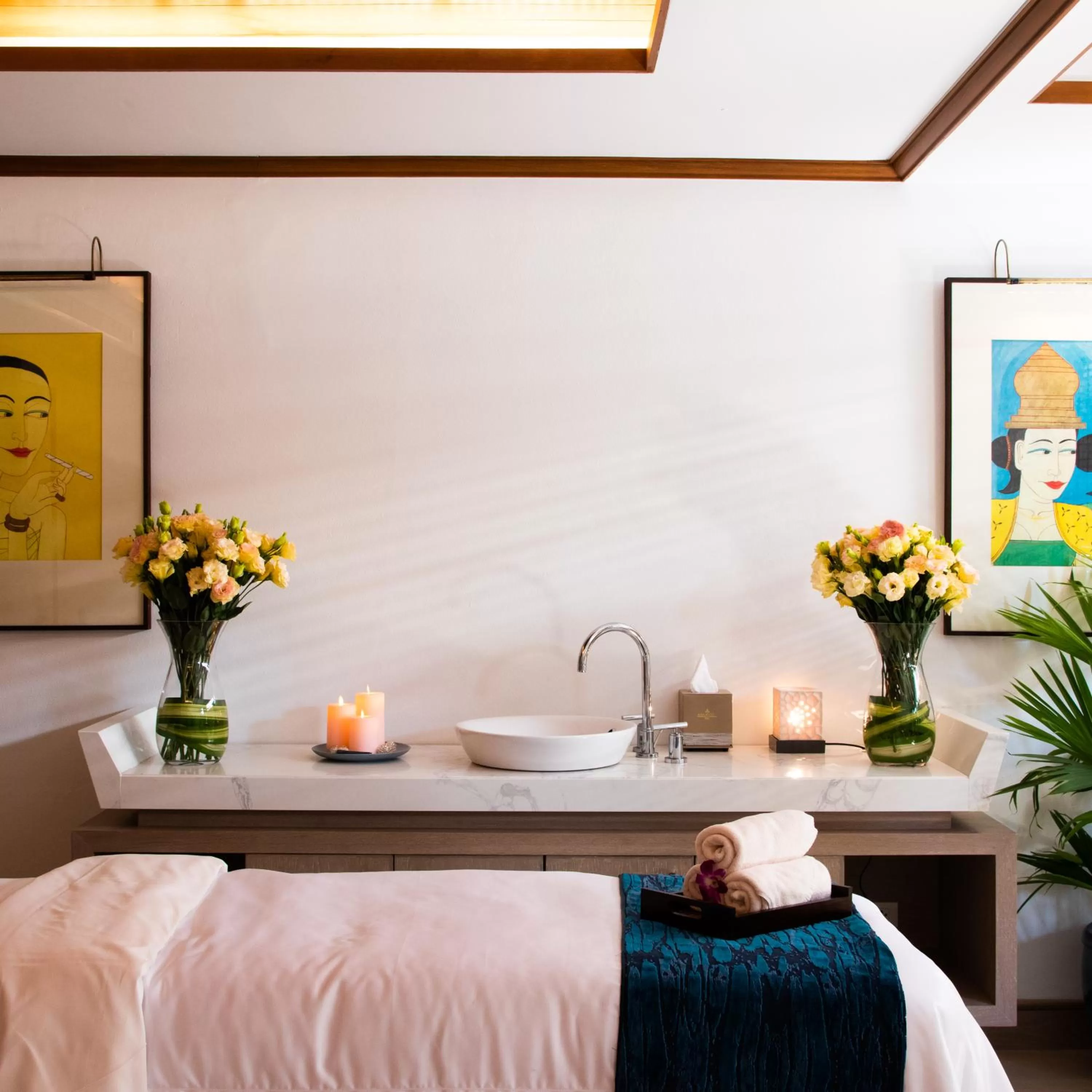 Spa and wellness centre/facilities, Bed in Anantara Riverside Bangkok Resort