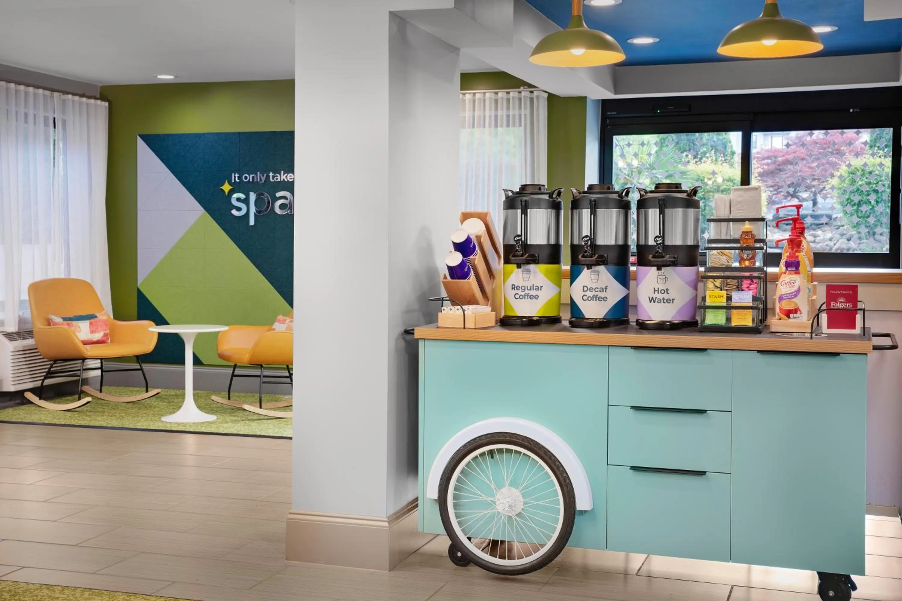 Coffee/tea facilities in Days Inn by Wyndham Atlanta Marietta Galleria