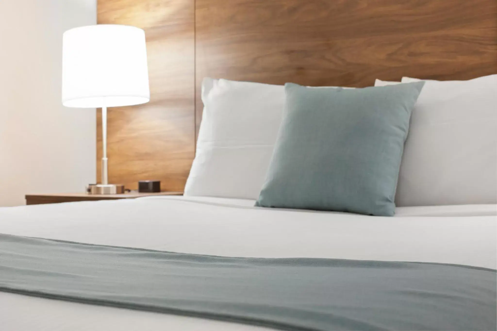 Queen Room with Mountain view in Highliner Hotel Queen Room with Mountain view in Highliner Hotel