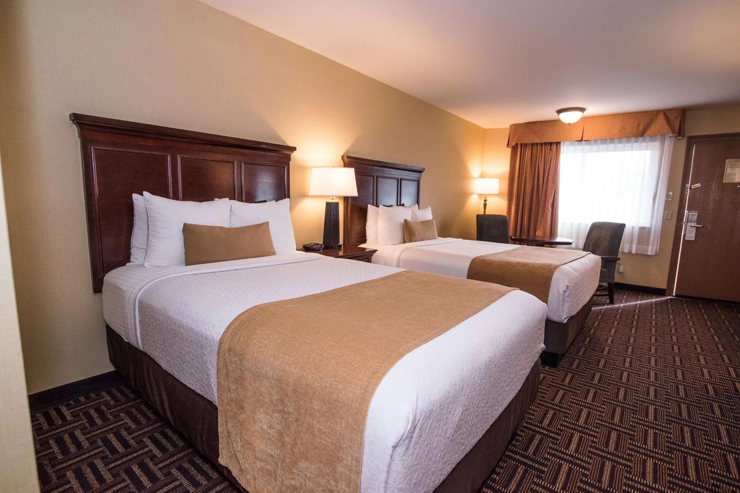 Double Room with Two Double Beds with Roll-In Shower in Best Western Plus Redondo Beach Inn