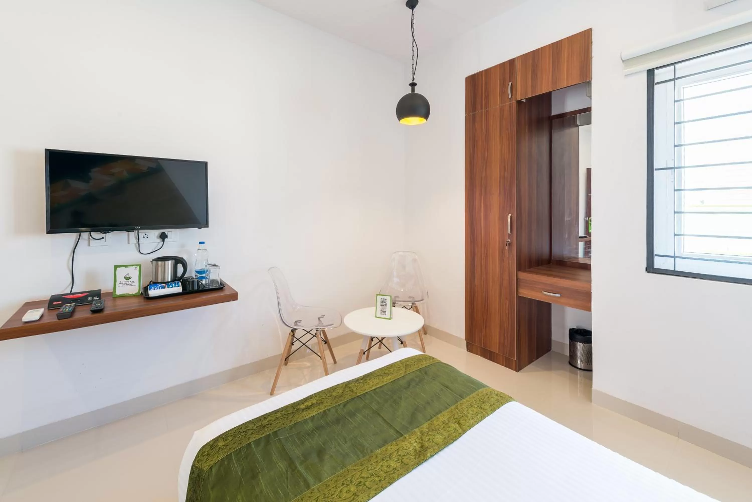 Bedroom, Bed in Treebo Premium Corner Stay