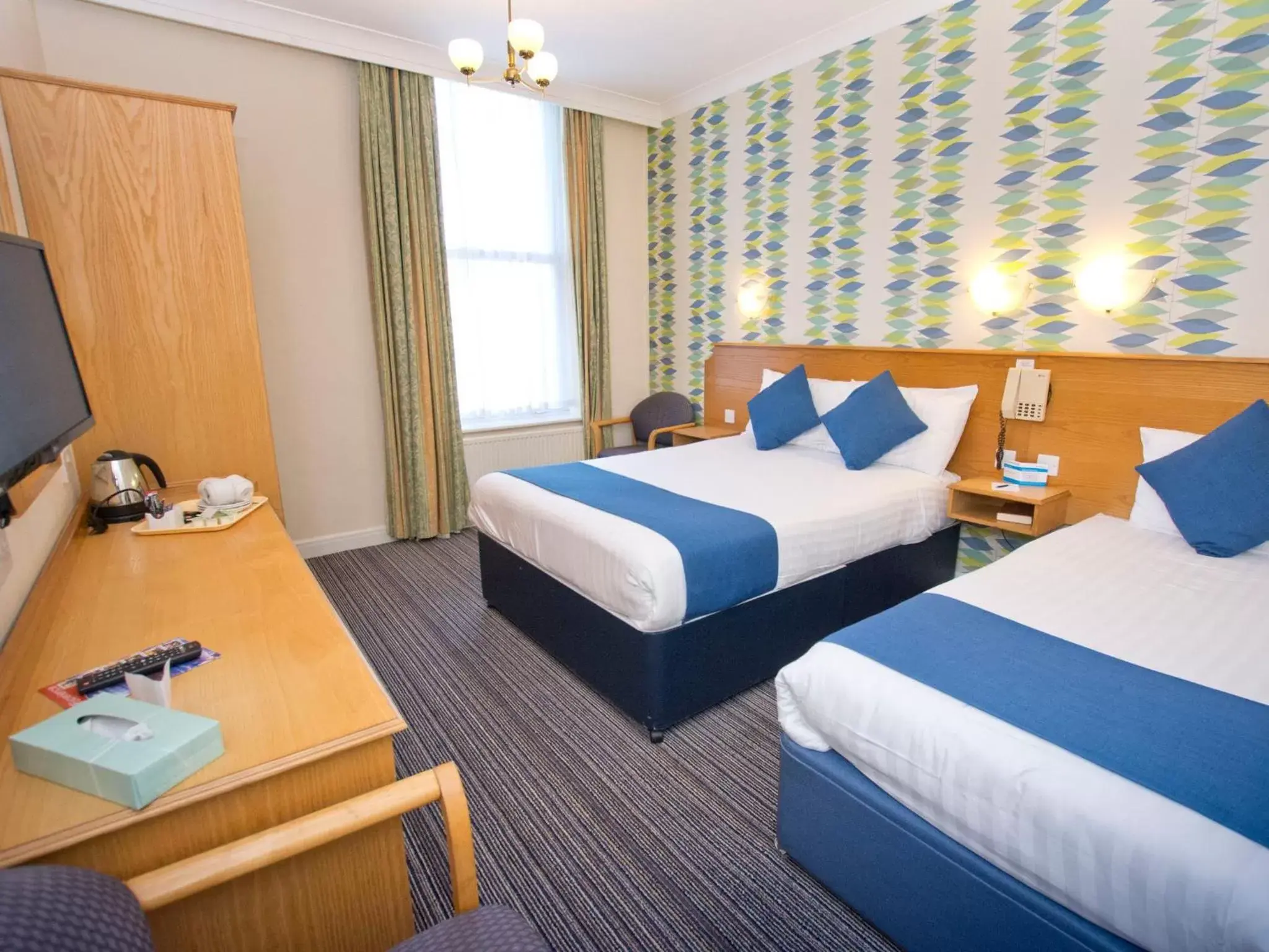 Standard Family Room (2 Adults + 1 Child) in TLH Carlton Hotel - TLH Leisure, Entertainment and Spa Resort Standard Family Room (2 Adults + 1 Child) in TLH Carlton Hotel - TLH Leisure, Entertainment and Spa Resort