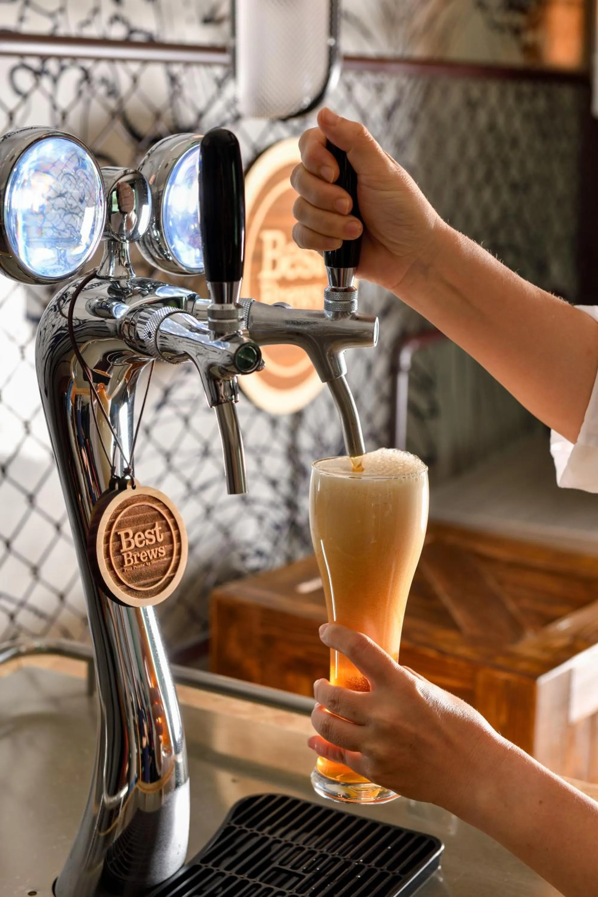 Lounge or bar in Four Points by Sheraton Yilan Jiaoxi