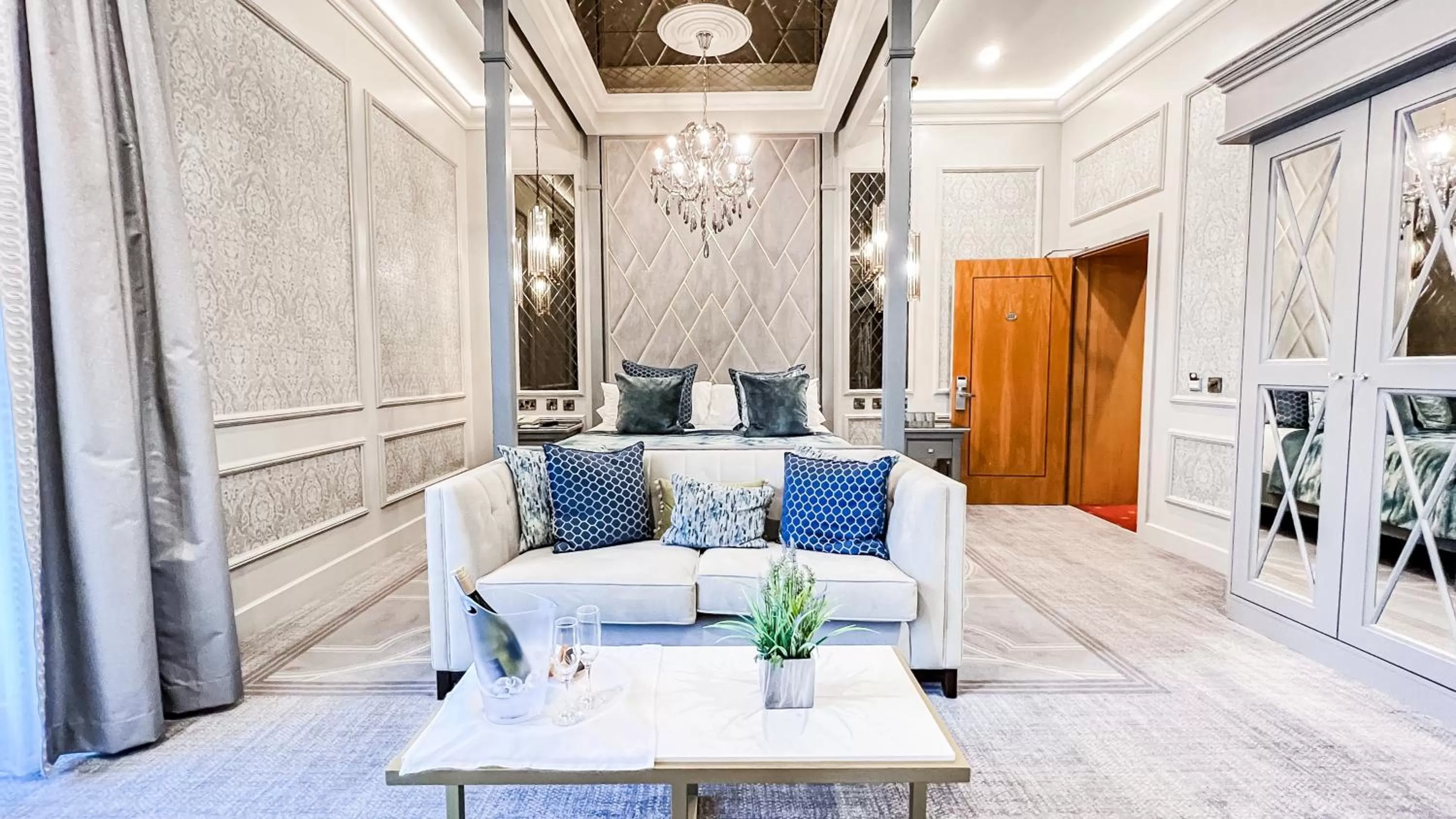 Bedroom in Errigal Country House Hotel