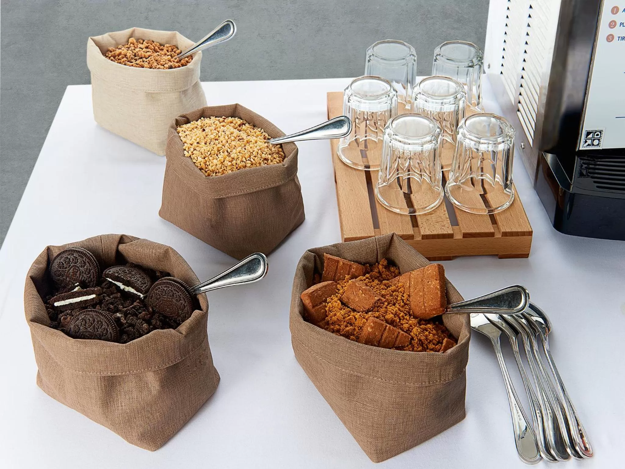 Breakfast in Kyriad Combs-La-Ville - Senart