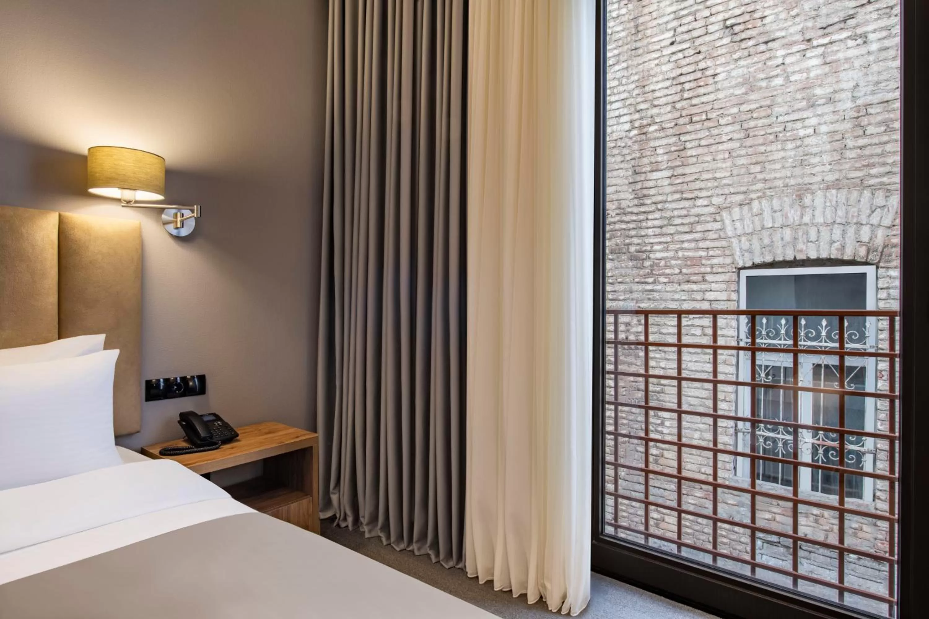 Neighbourhood, Bed in Barnovi Boutique Hotel