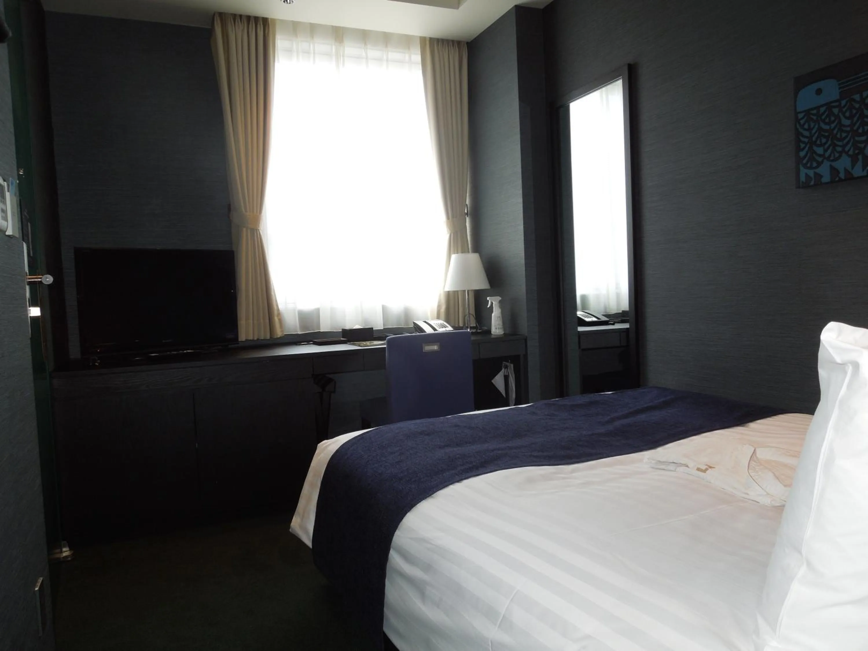 Photo of the whole room, Bed in The Gate Hotel Kaminarimon by Hulic