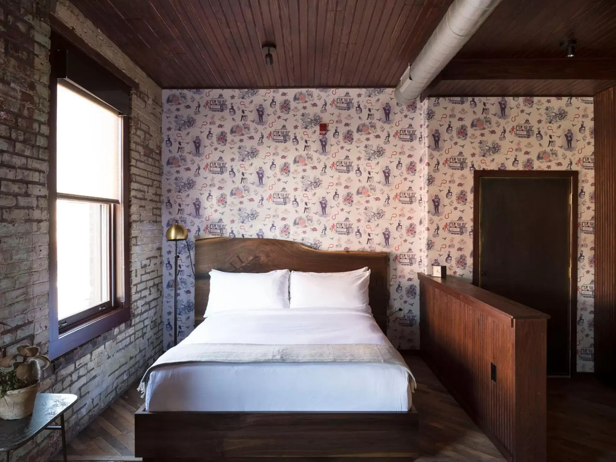 Superior Queen Apartment (Room 2) in Wm. Mulherin's Sons Hotel Superior Queen Apartment (Room 2) in Wm. Mulherin's Sons Hotel