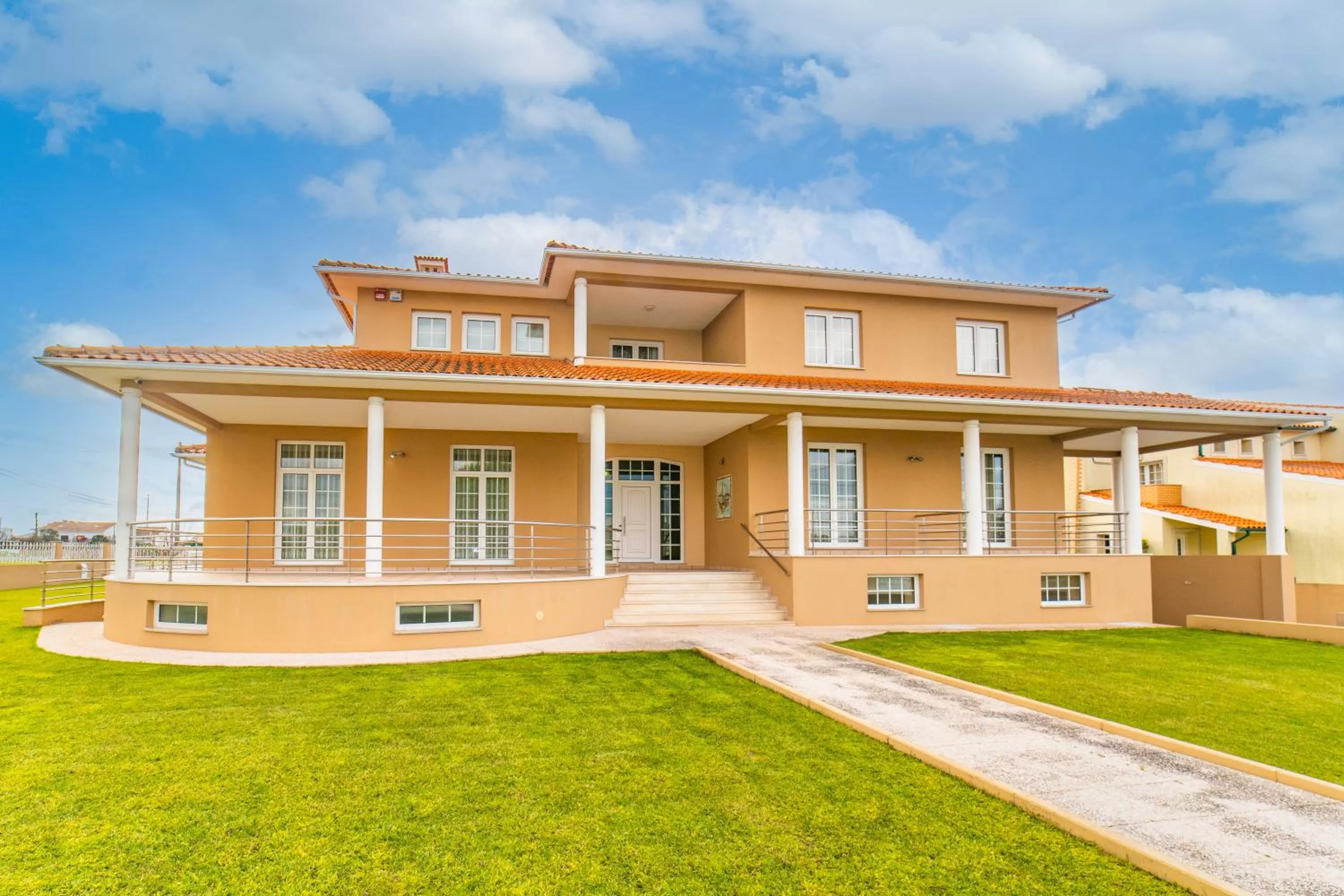 Property building in Boa Vida Alojamentos