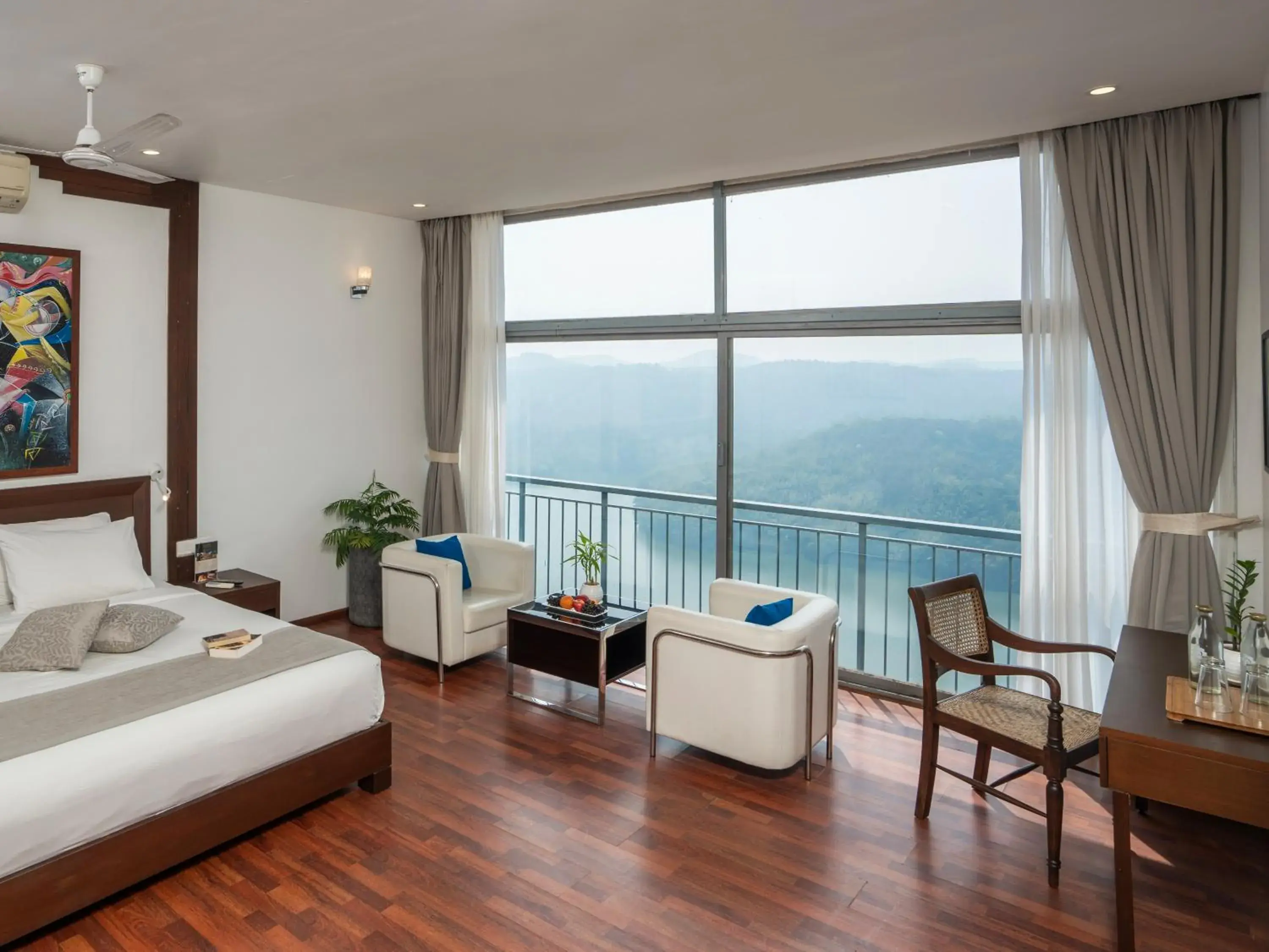 Ponmudi Suite in Ragamaya Resort & Spa Munnar Ponmudi Suite in Ragamaya Resort & Spa Munnar