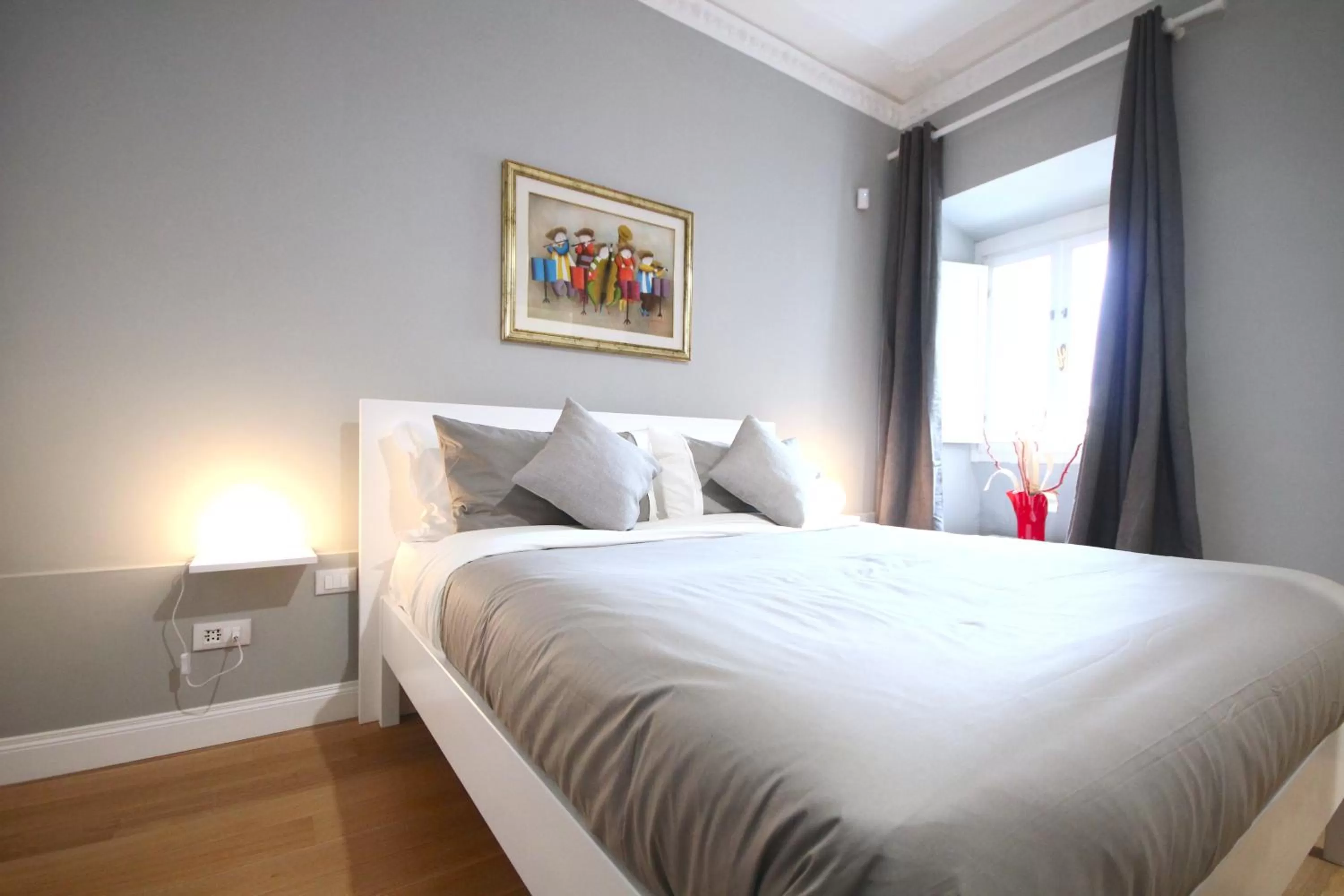 Day, Bed in Room Inn Vatican