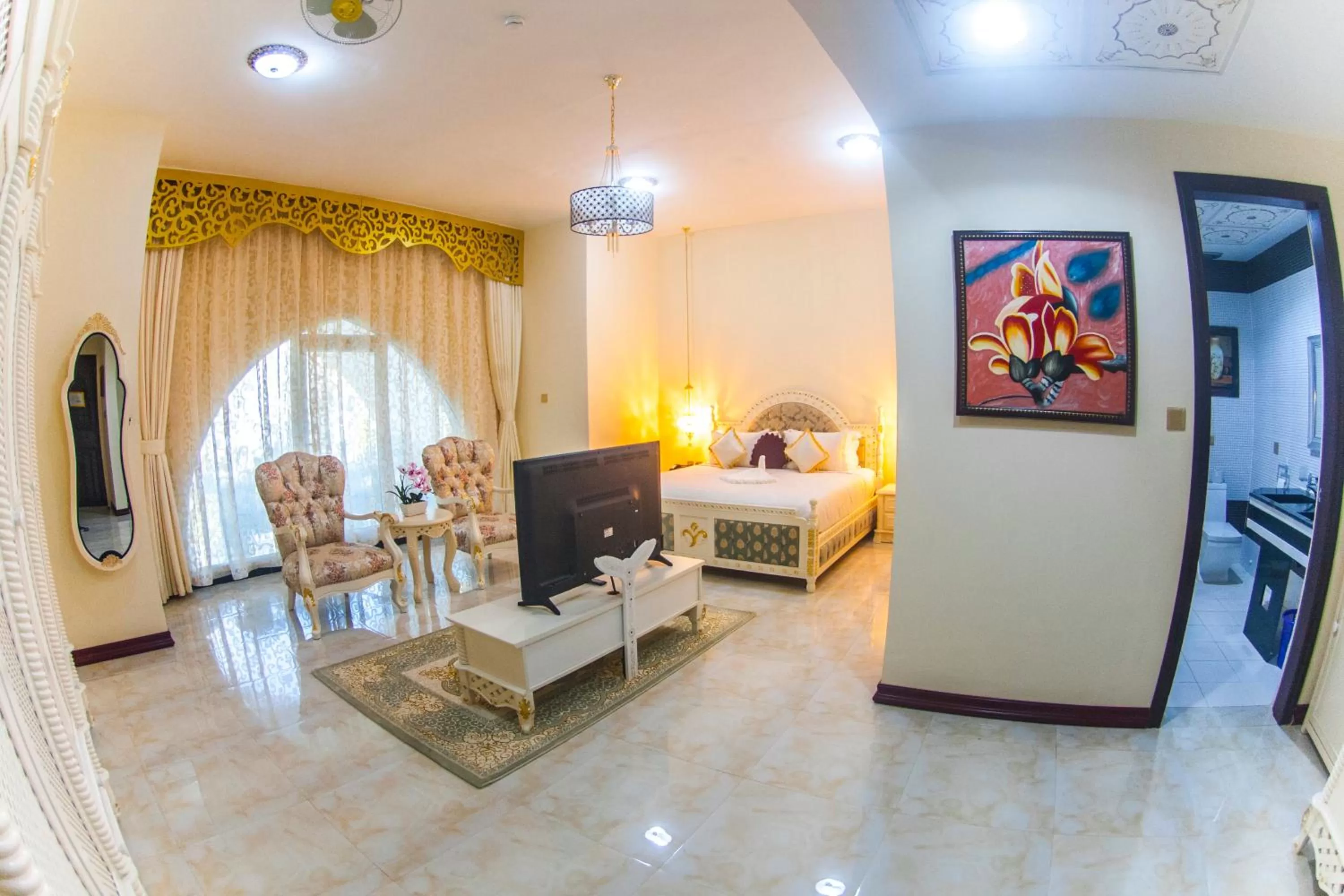 Photo of the whole room, Bed in Madinat Al Bahr Business & Spa Hotel