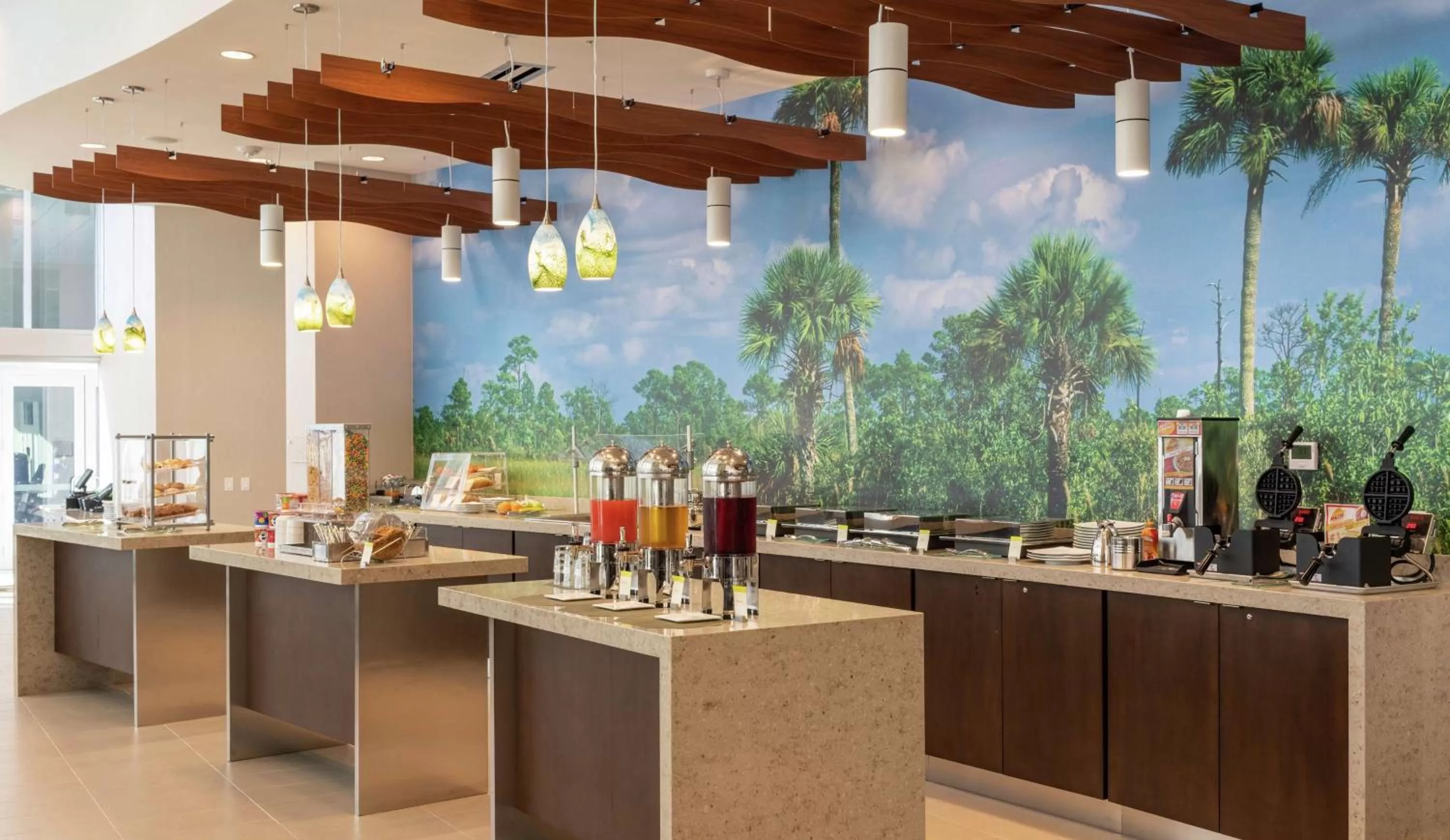 Restaurant/places to eat in DoubleTree by Hilton Miami Doral