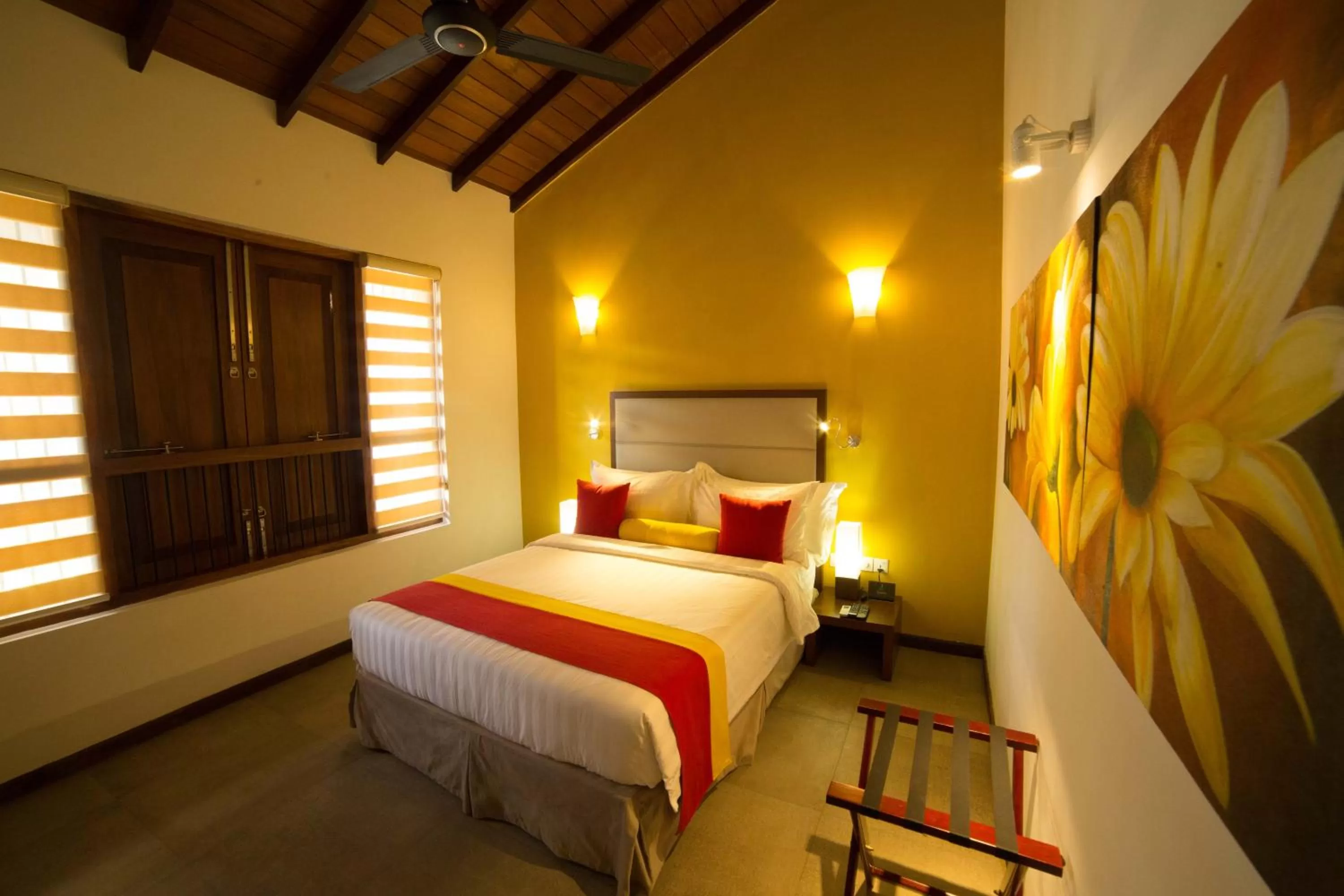 Bed in The Thinnai - All-Suites Boutique Hotel