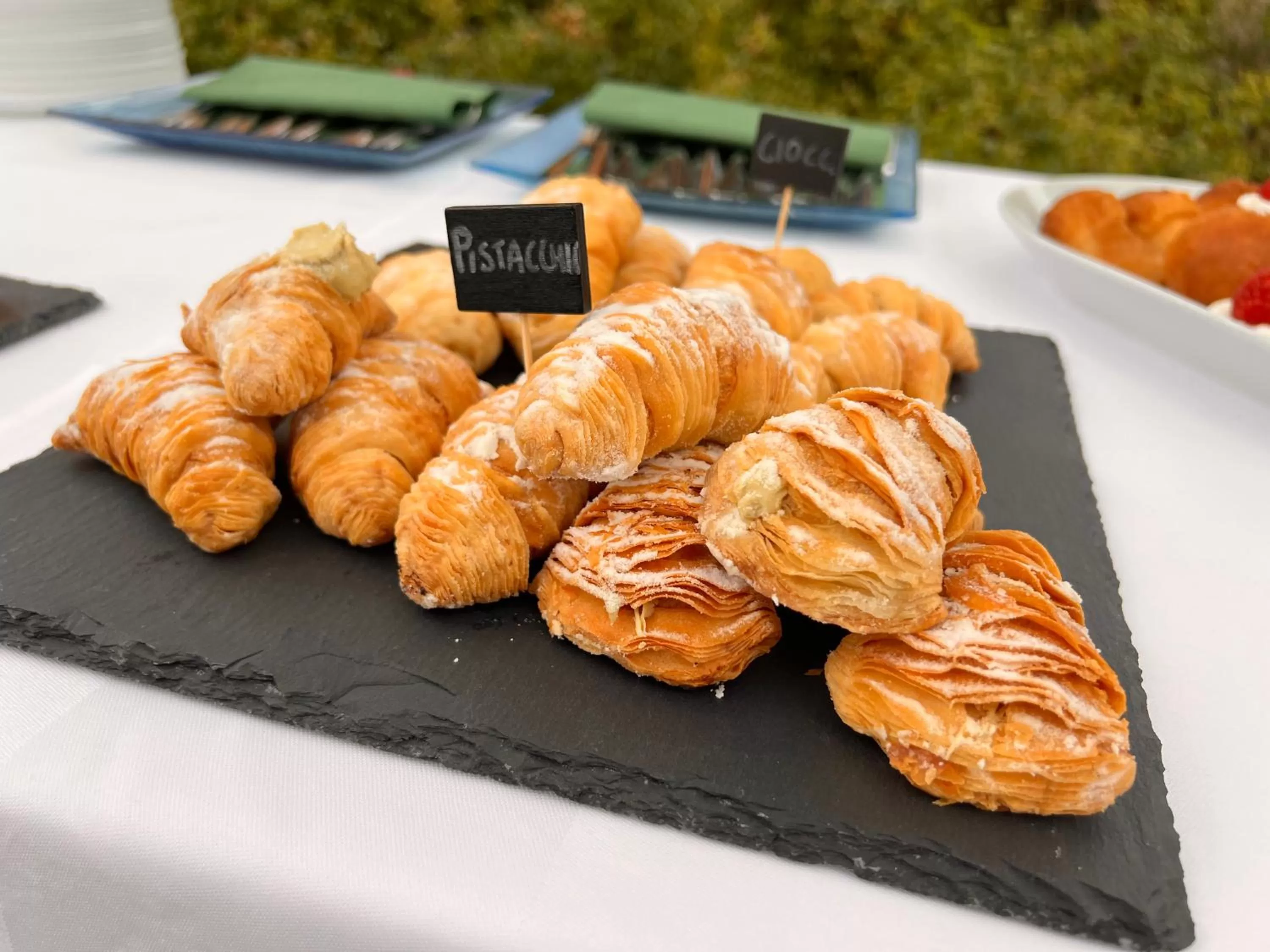 Breakfast in Hotel Residence Loren - contact & contactless check-in