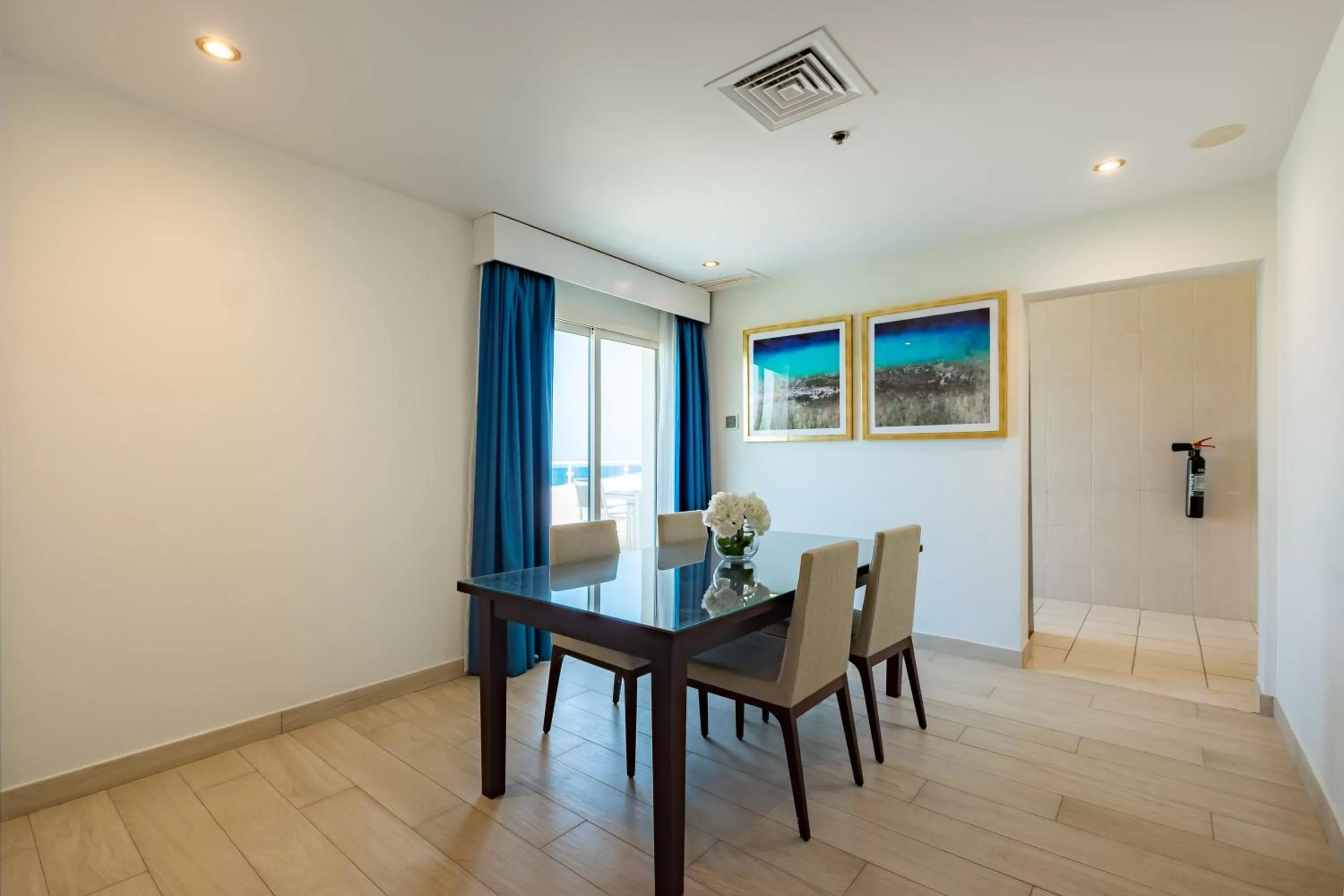 Dining area in Radisson Blu Resort, Fujairah