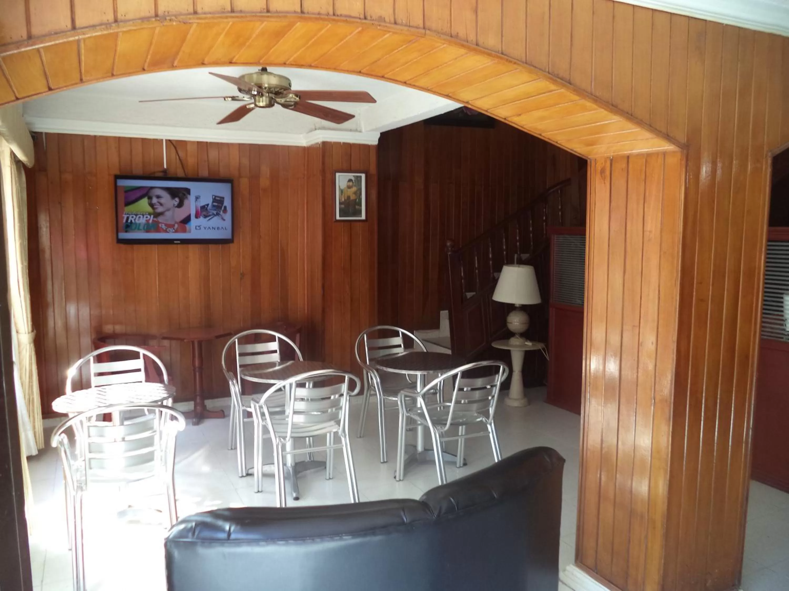 Food and drinks, Restaurant/Places to Eat in Hotel Roca & Mar