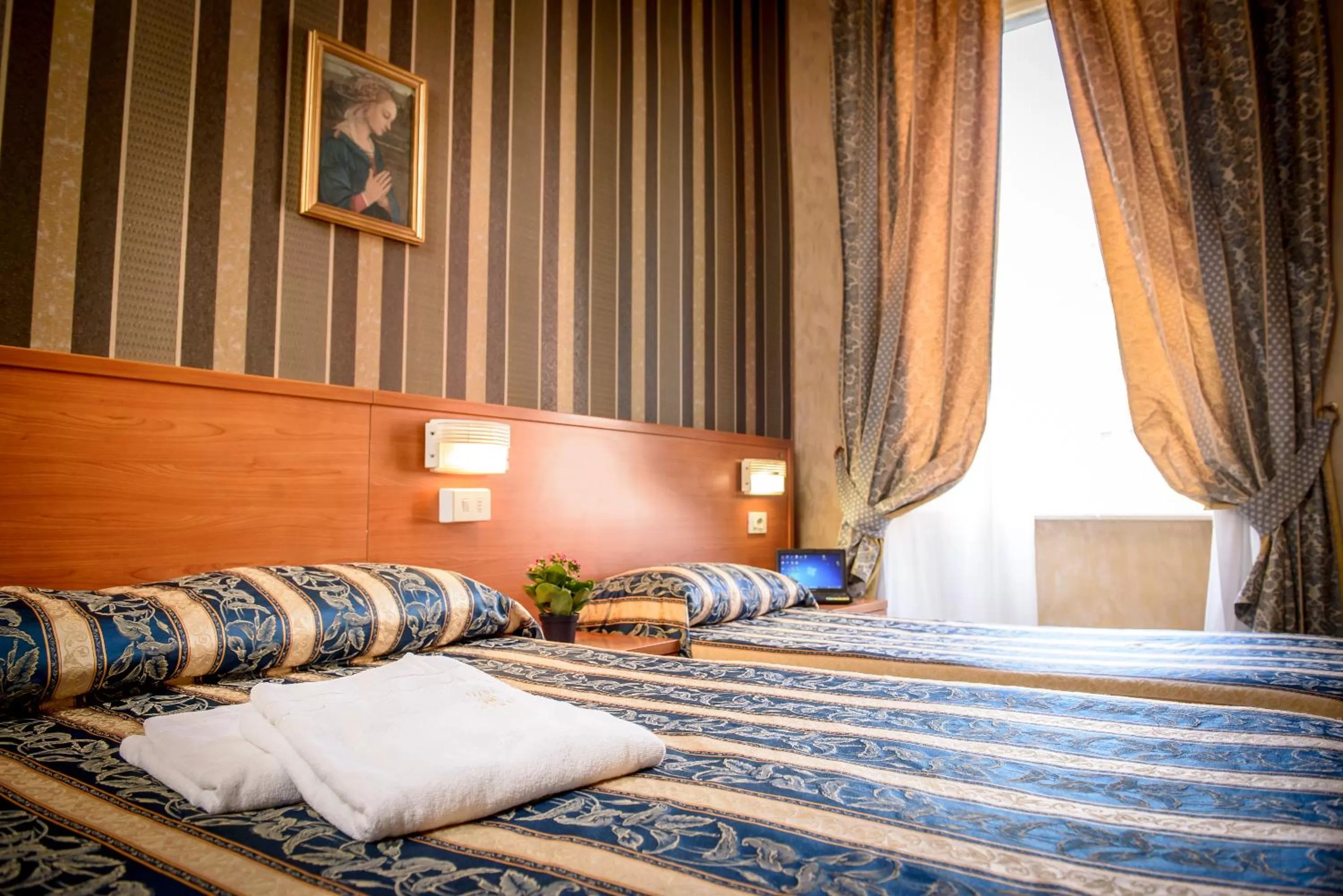 Decorative detail, Bed in Hotel Emmaus