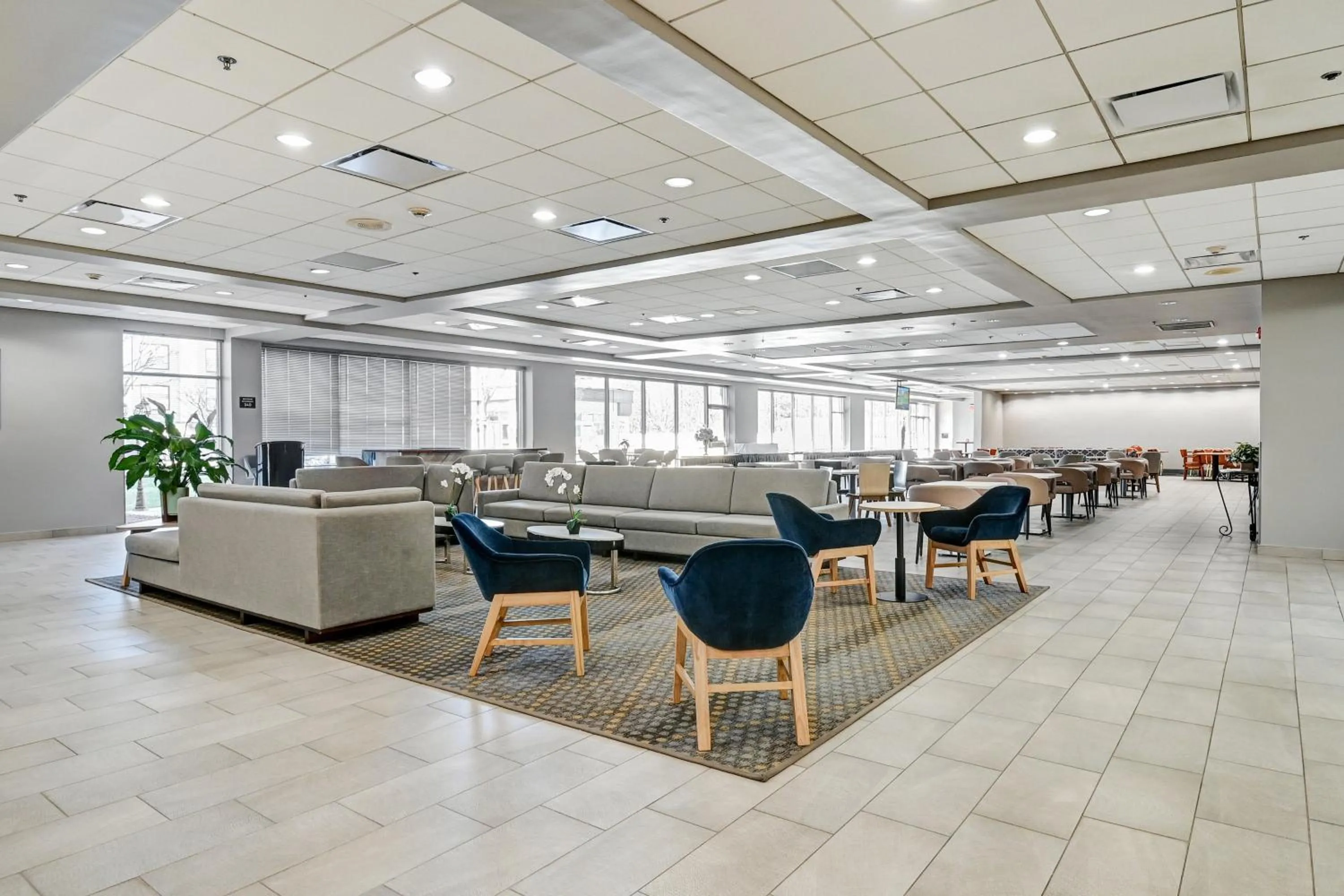 Property building in Holiday Inn - Piscataway - Somerset by IHG