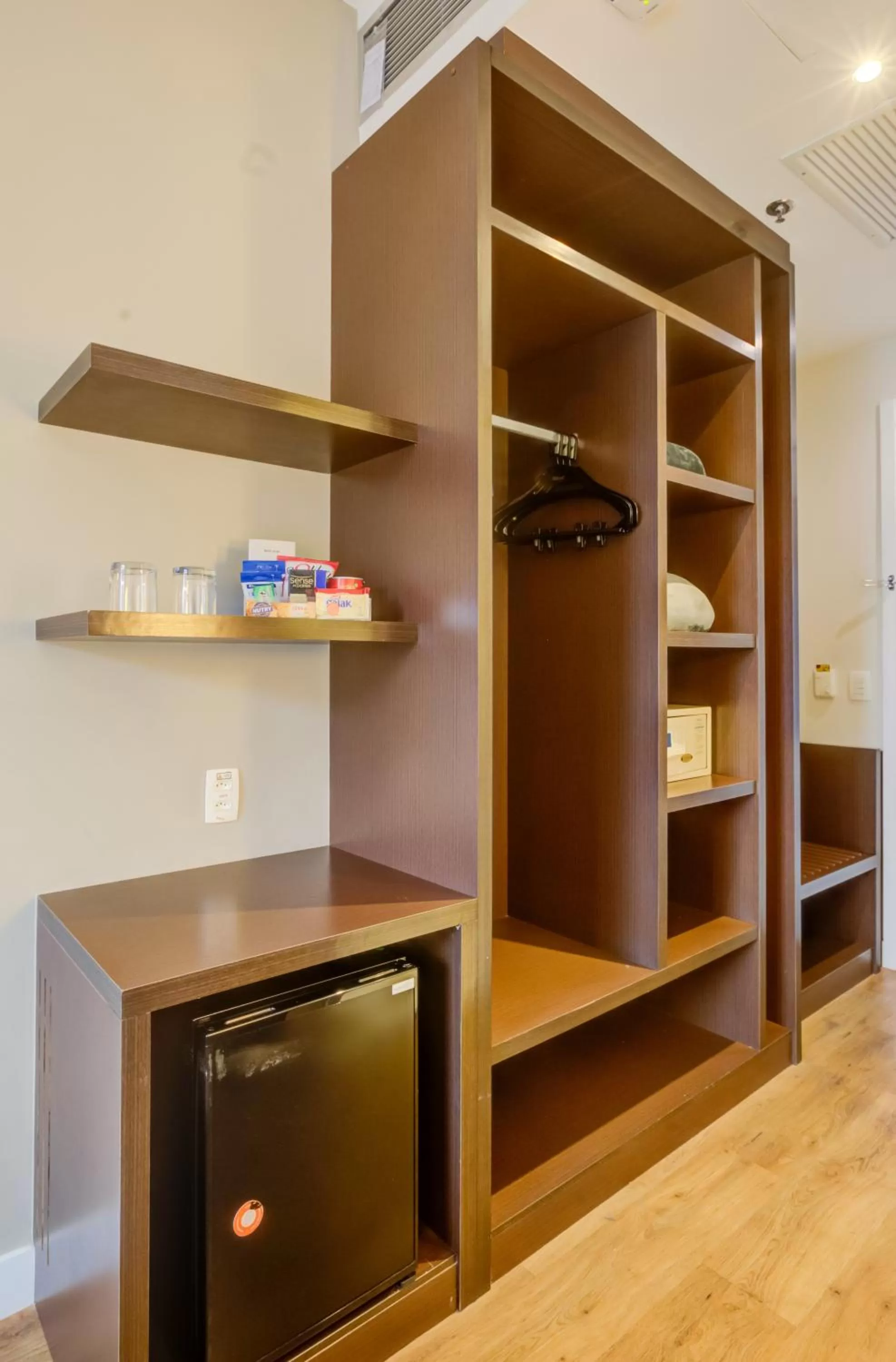 microwave in Comfort Hotel São Caetano