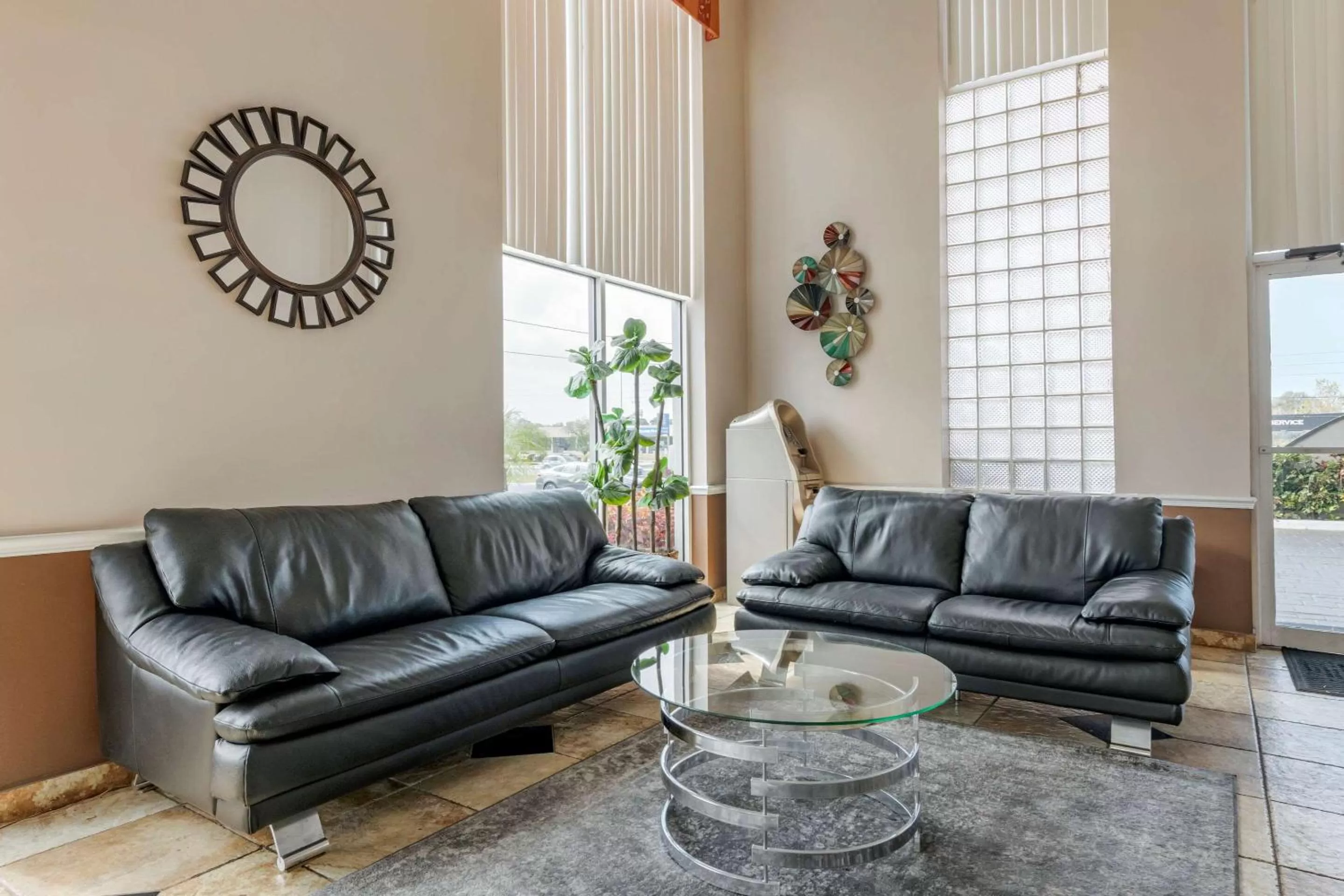 Lobby or reception in Rodeway Inn New Port Richey