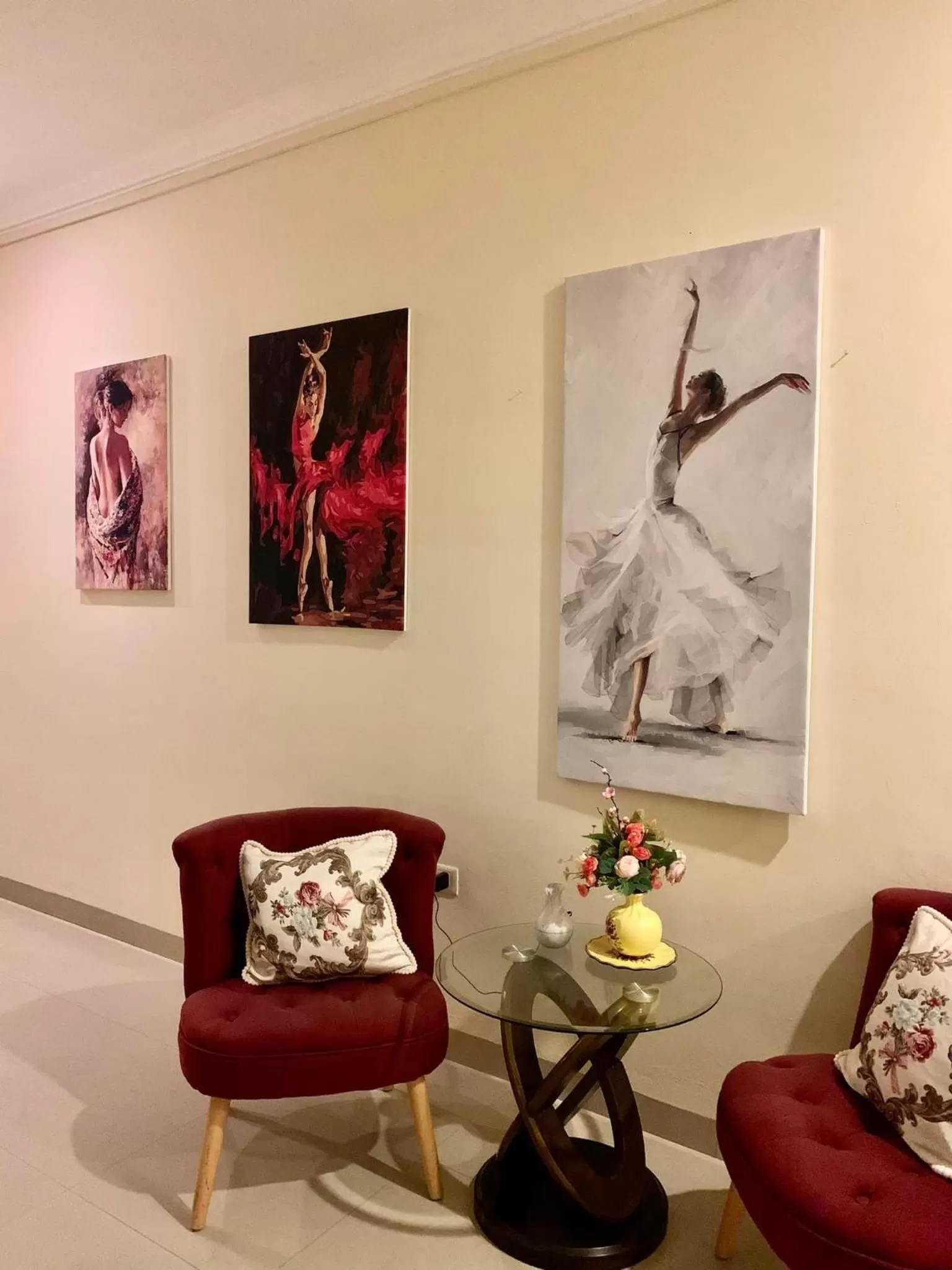 Seating area in Villa Segovia Cozumel