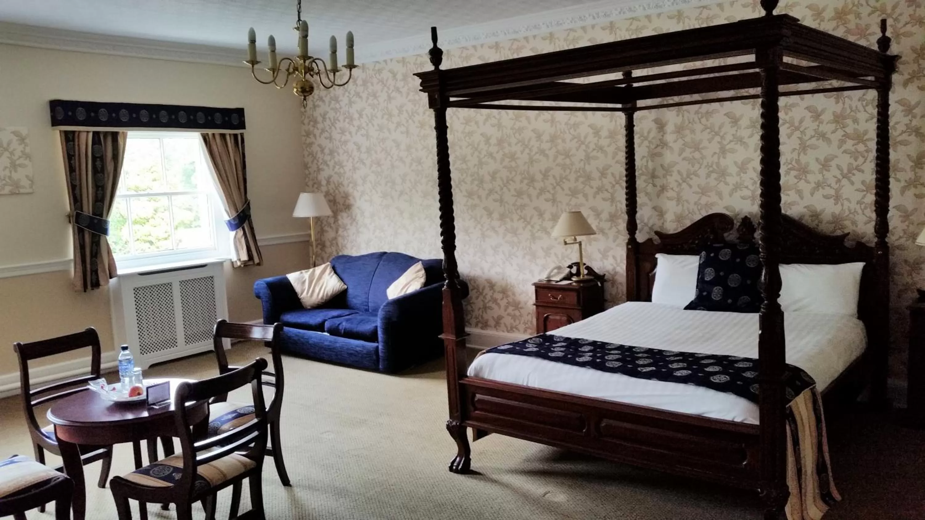 Bedroom, Bed in Haughton Hall Hotel & Leisure Club