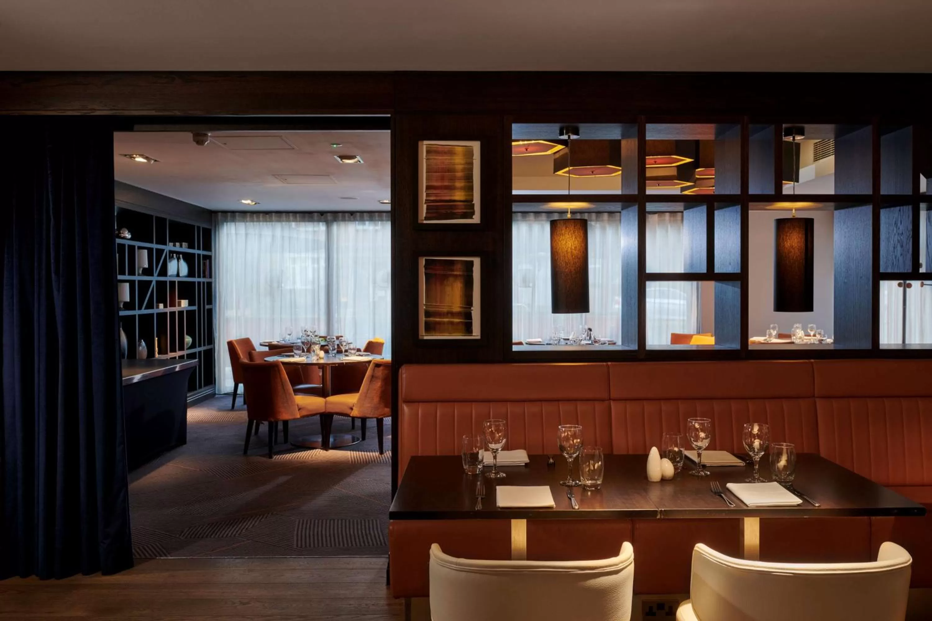 Restaurant/places to eat in DoubleTree by Hilton London Ealing