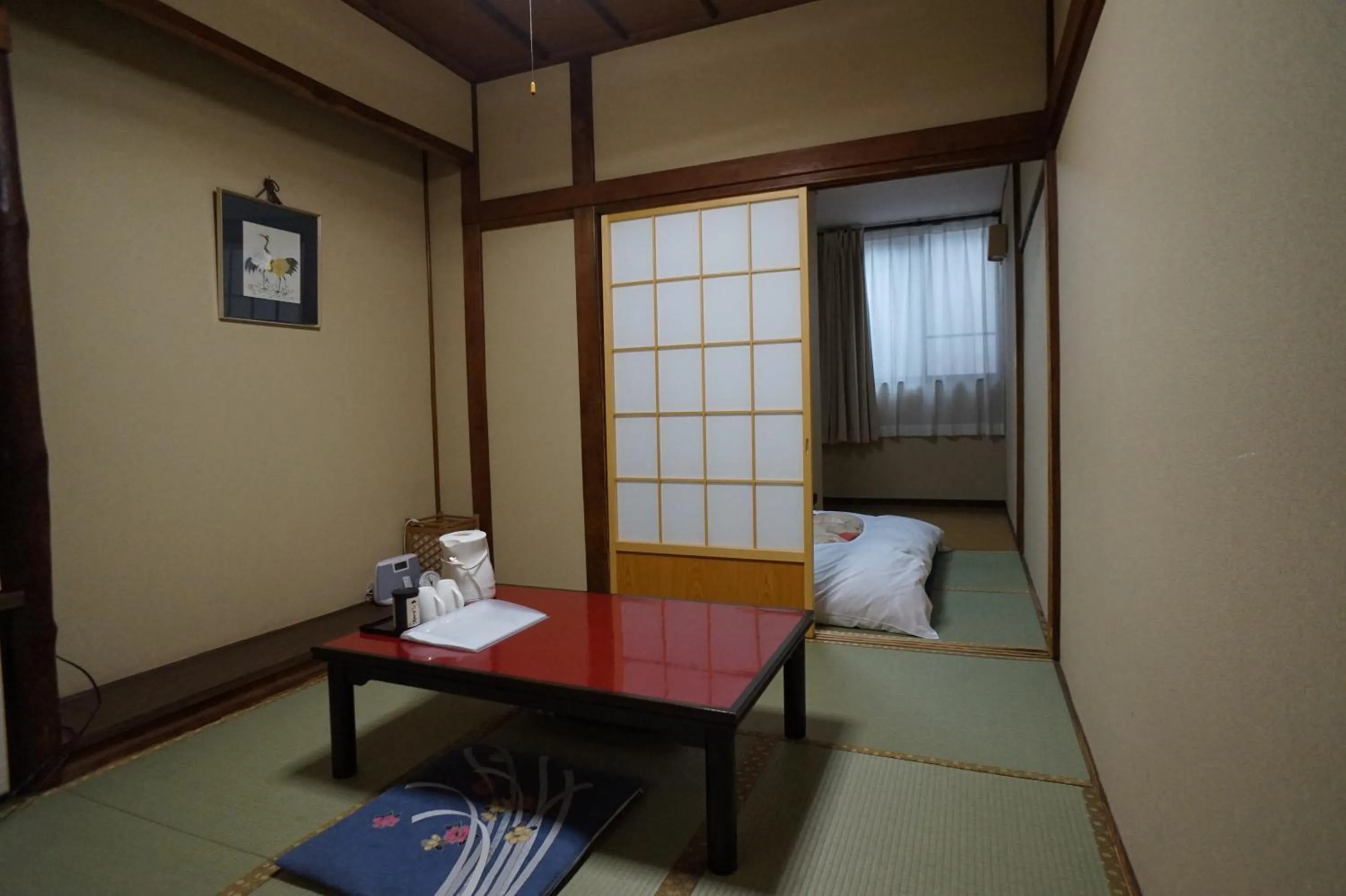 Photo of the whole room in Ryokan Katsutaro