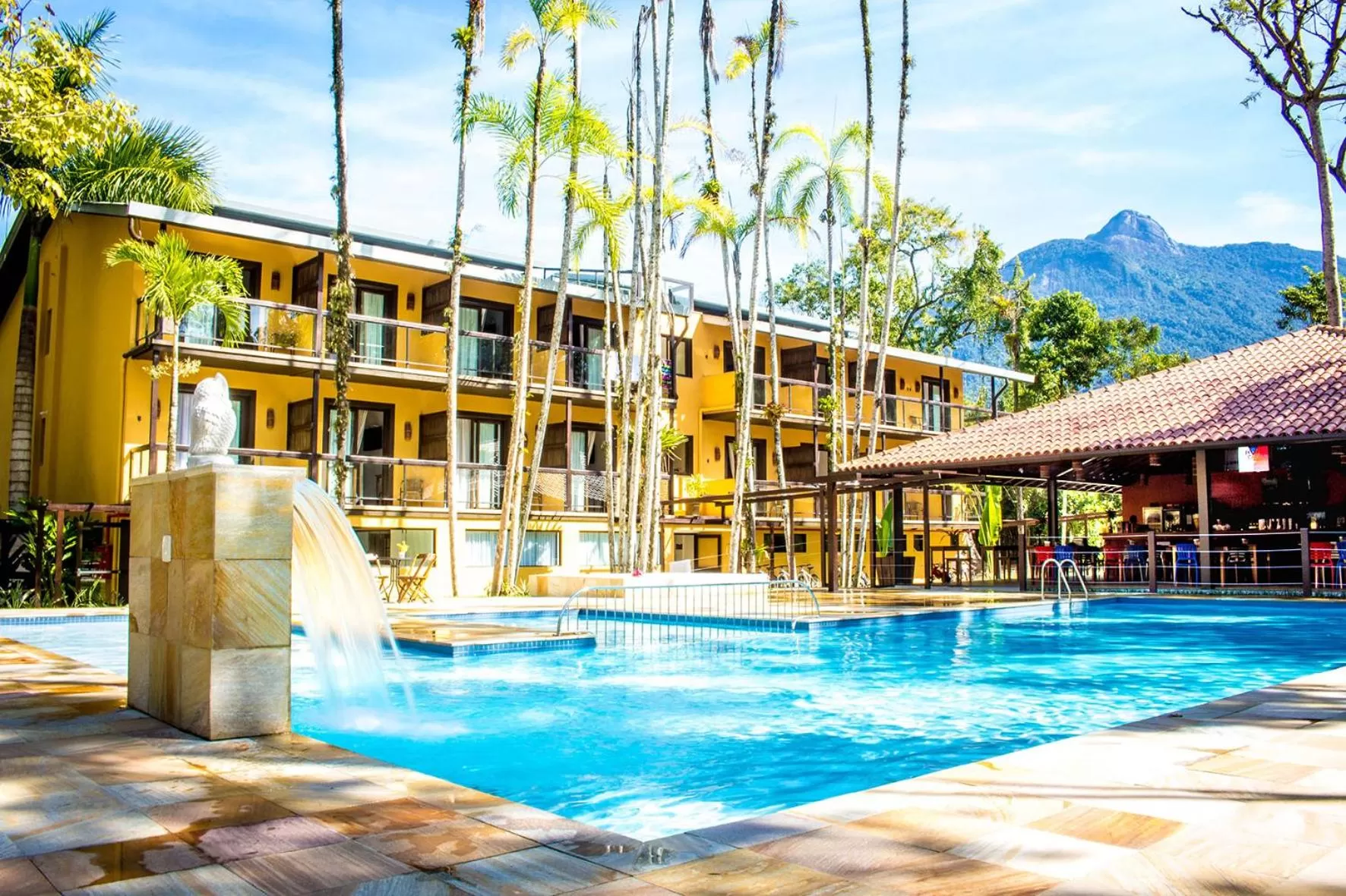 Swimming Pool in Fradissimo Hotel