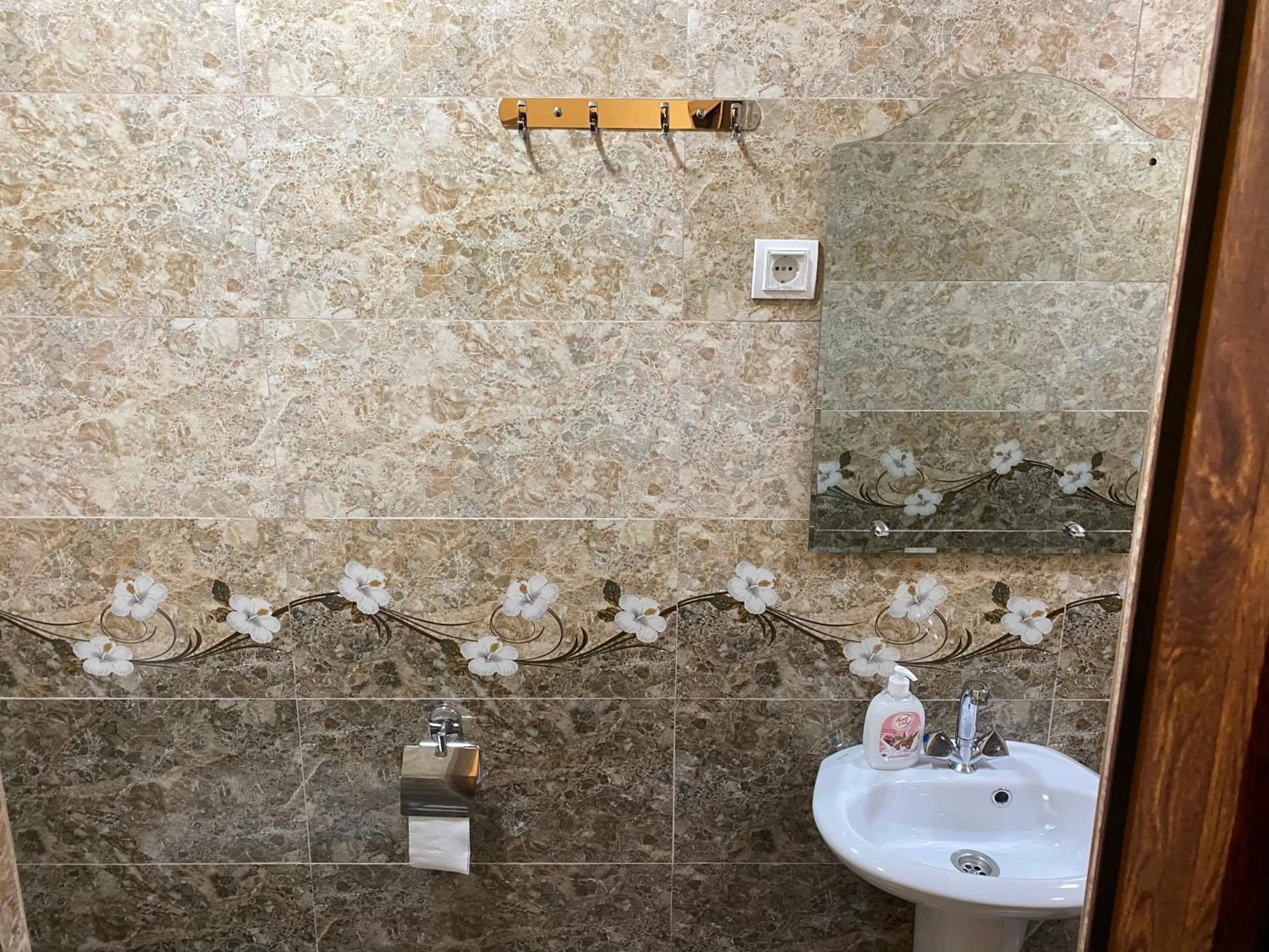 Bathroom in Karine B&B