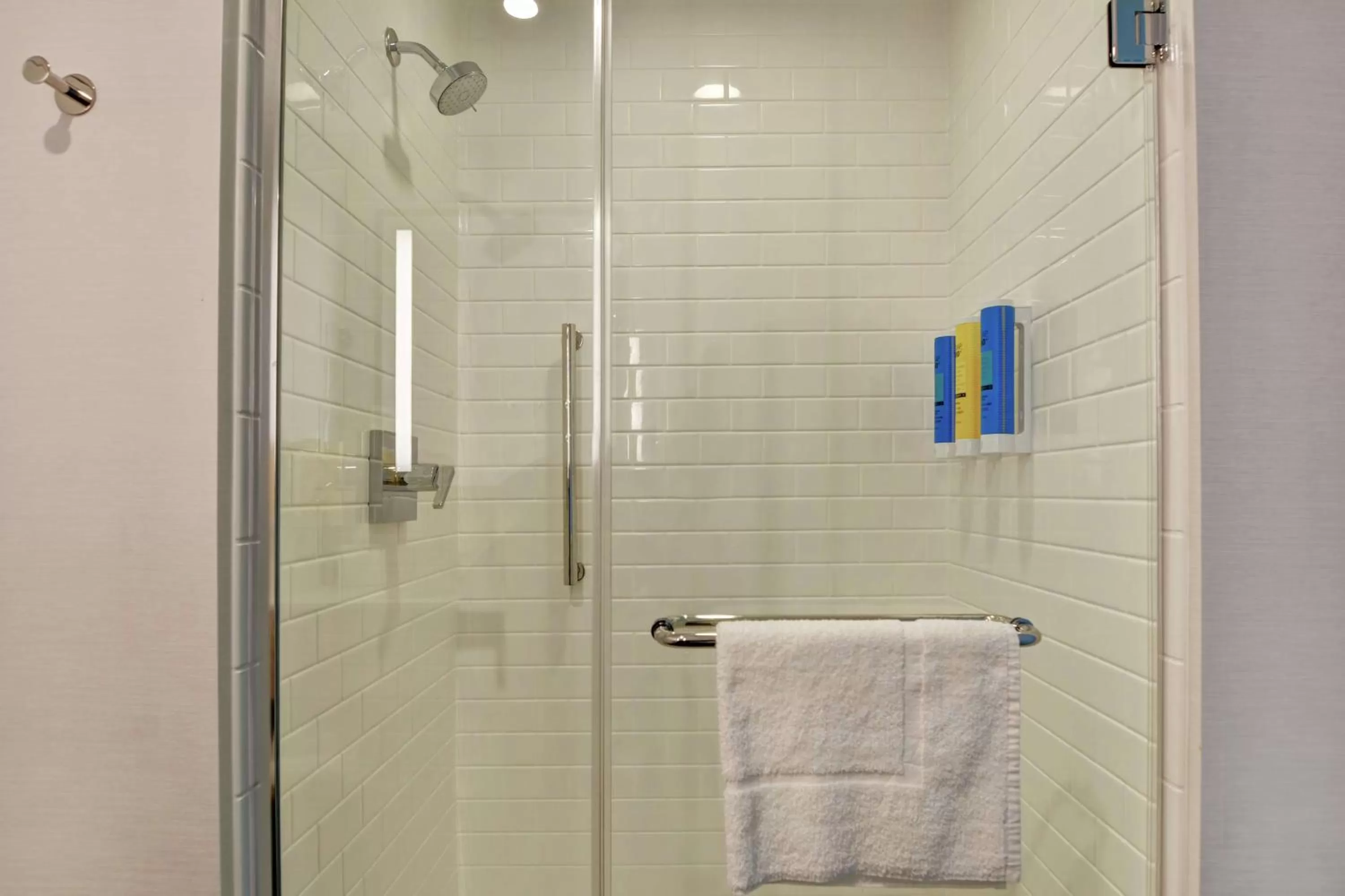 Bathroom in Tru By Hilton Middletown