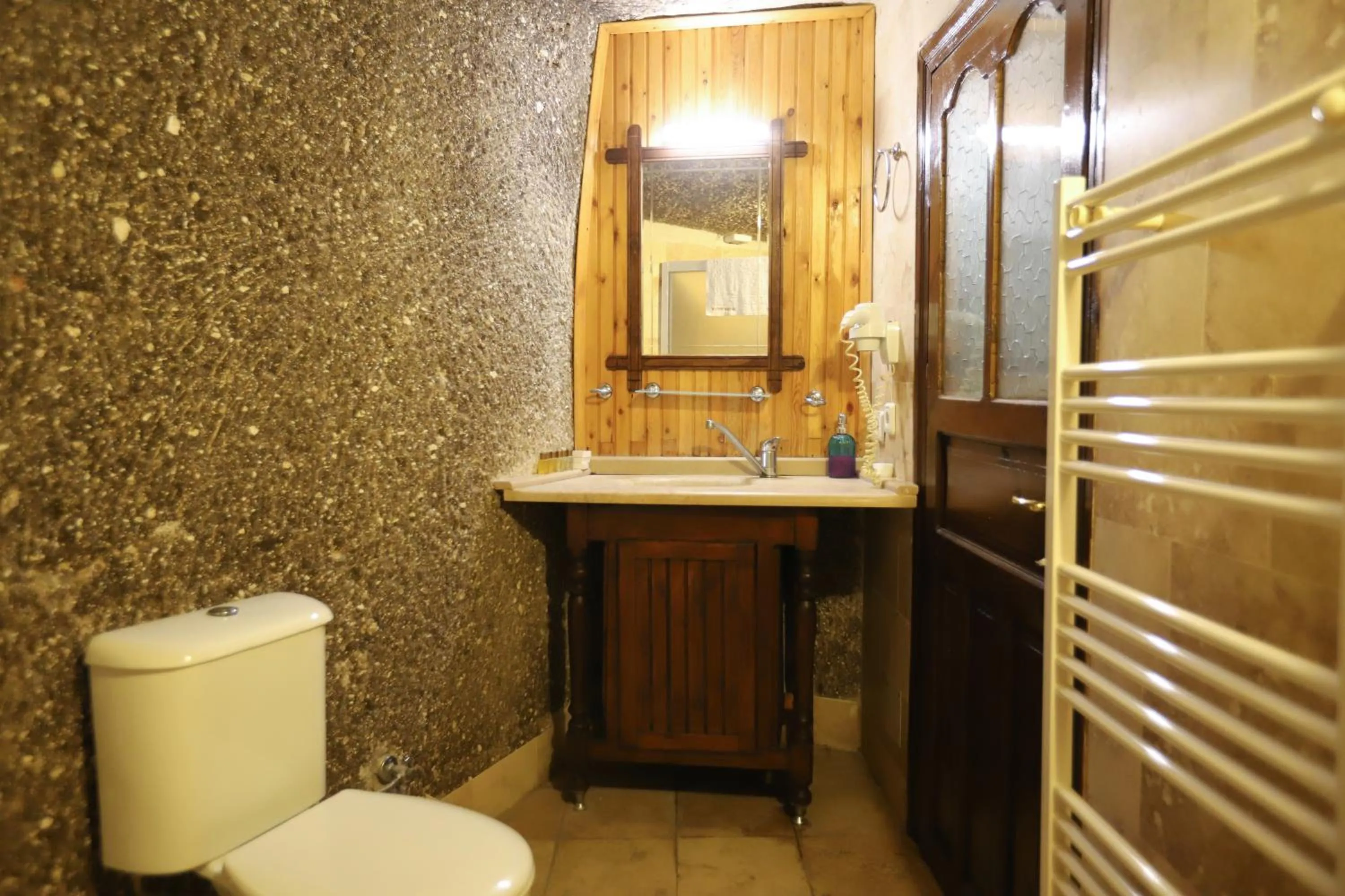 Shower in Antique Terrace Cave Suites