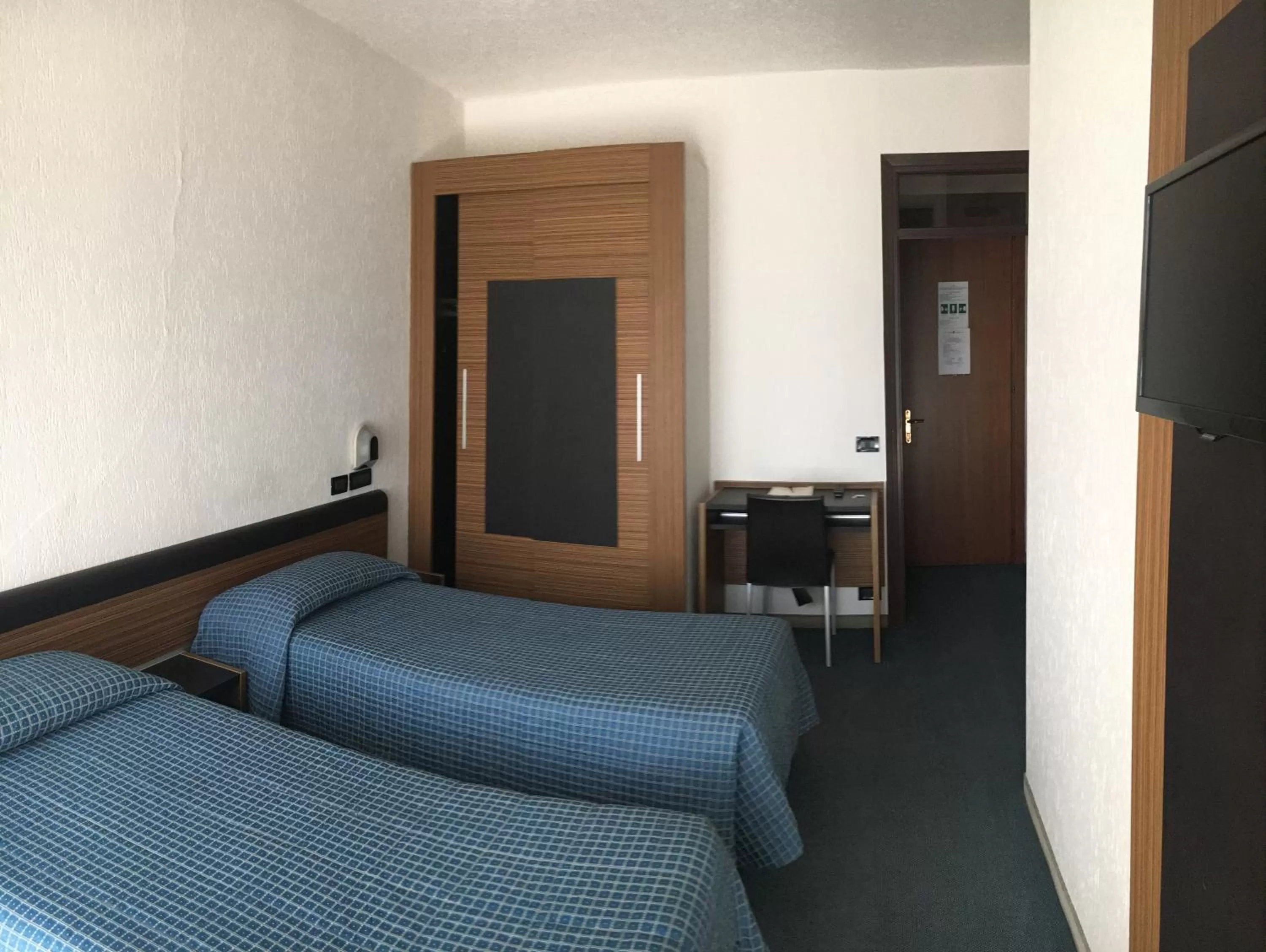 Bed in Albergo Valle d'Oro