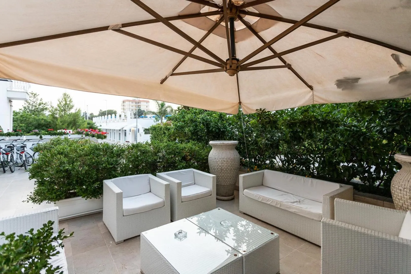 Garden in Club Azzurro Hotel & Resort