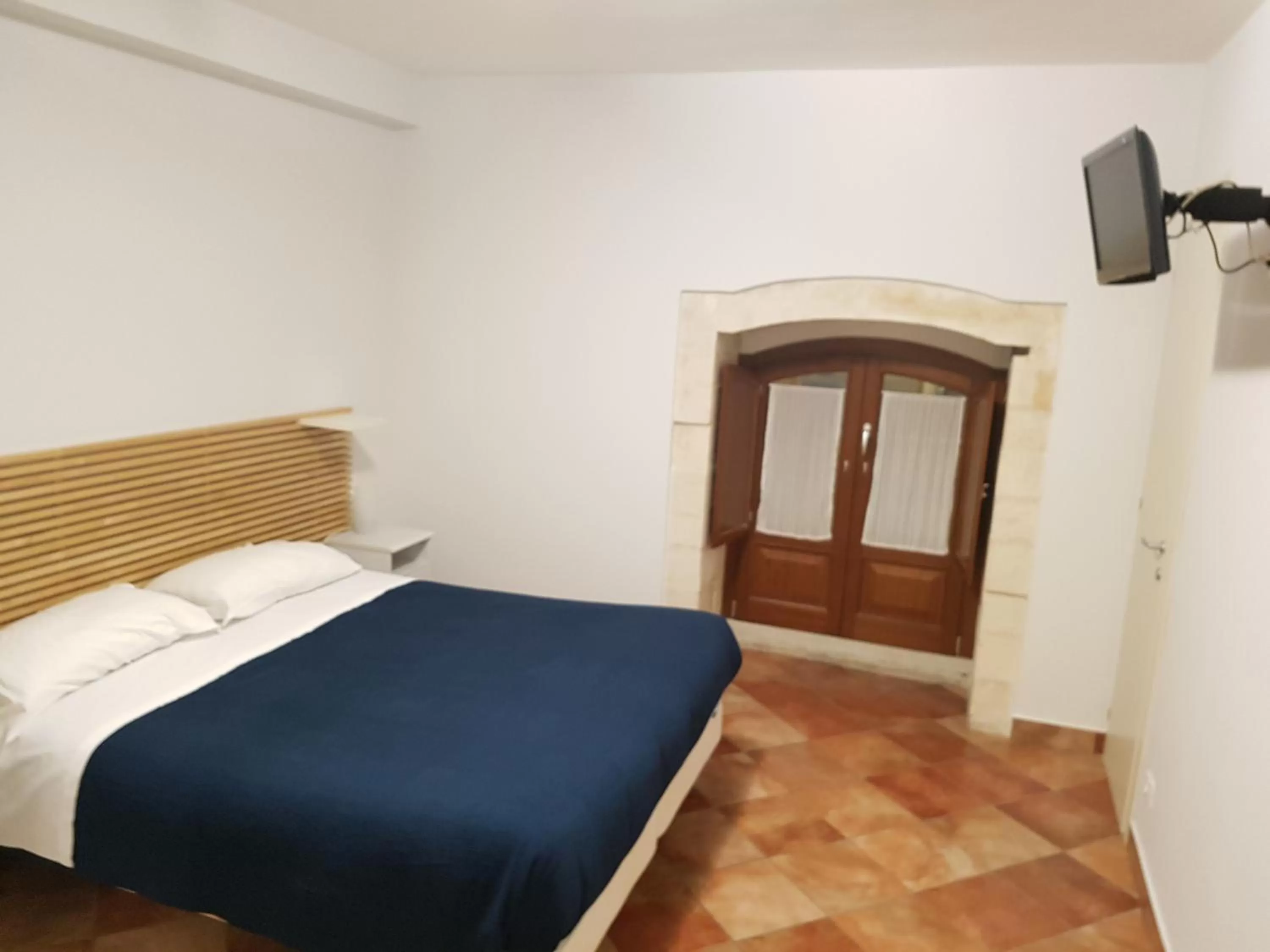 Photo of the whole room, Bed in Iblea Paradise