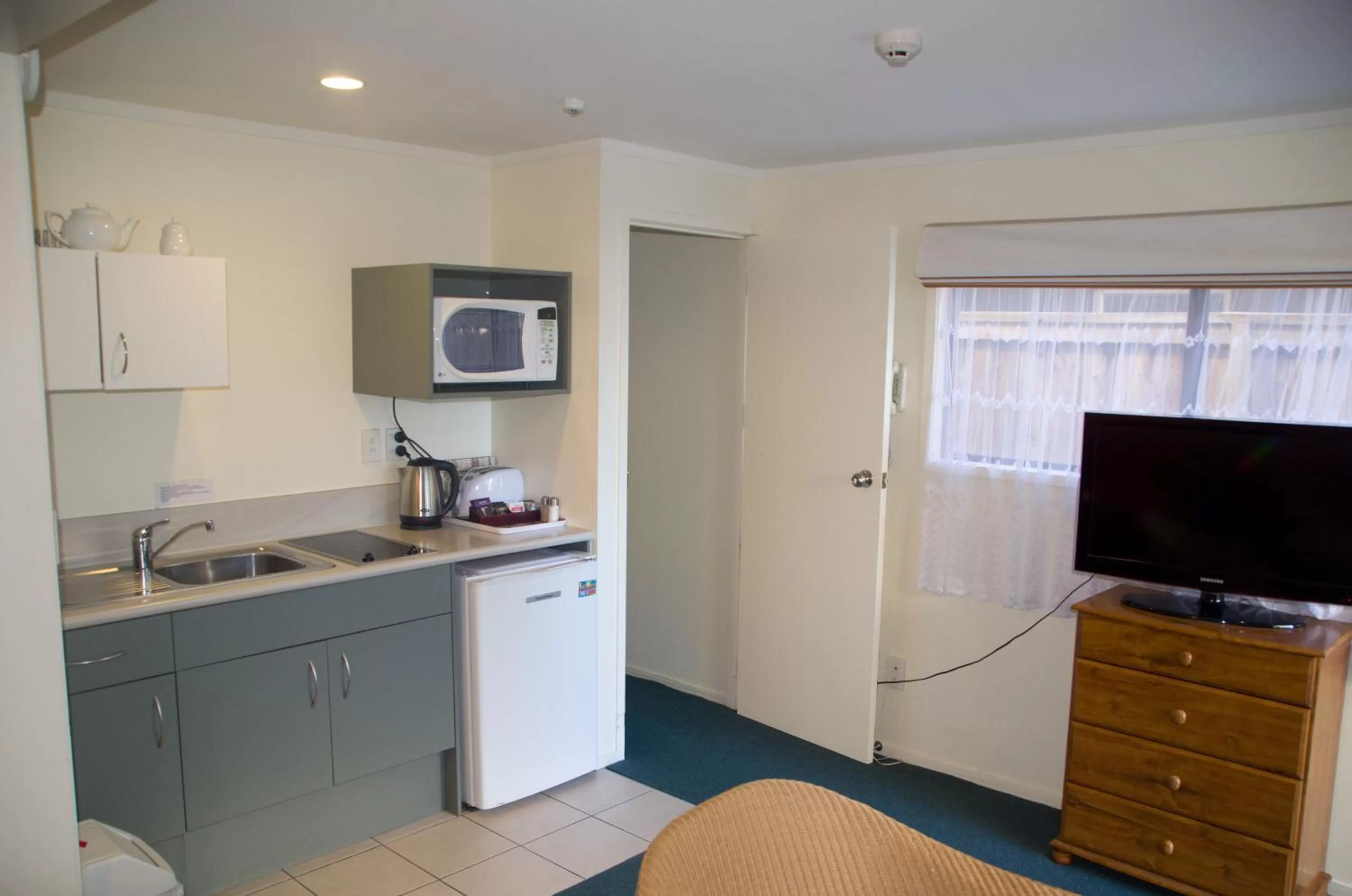 Coffee/tea facilities in Bay Sands Seafront Studios