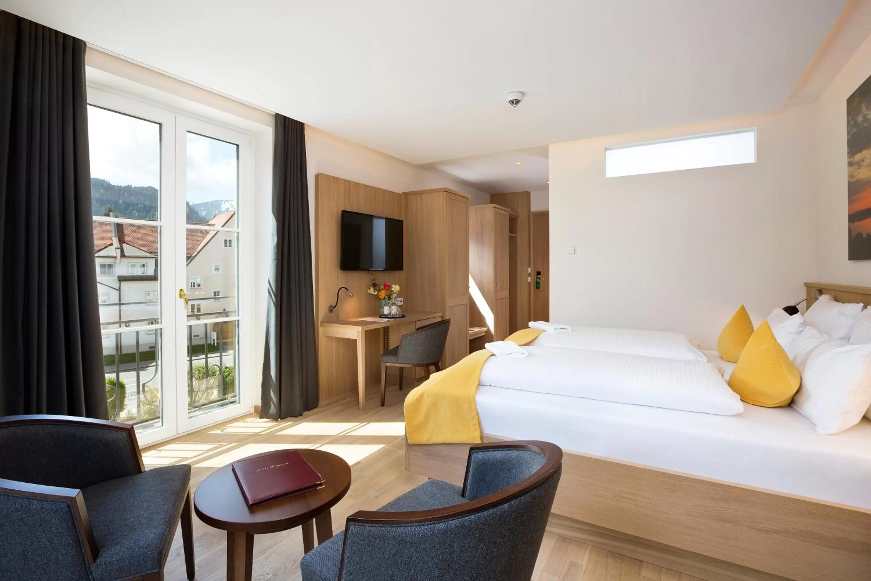 Photo of the whole room, Bed in Hotel Hirsch