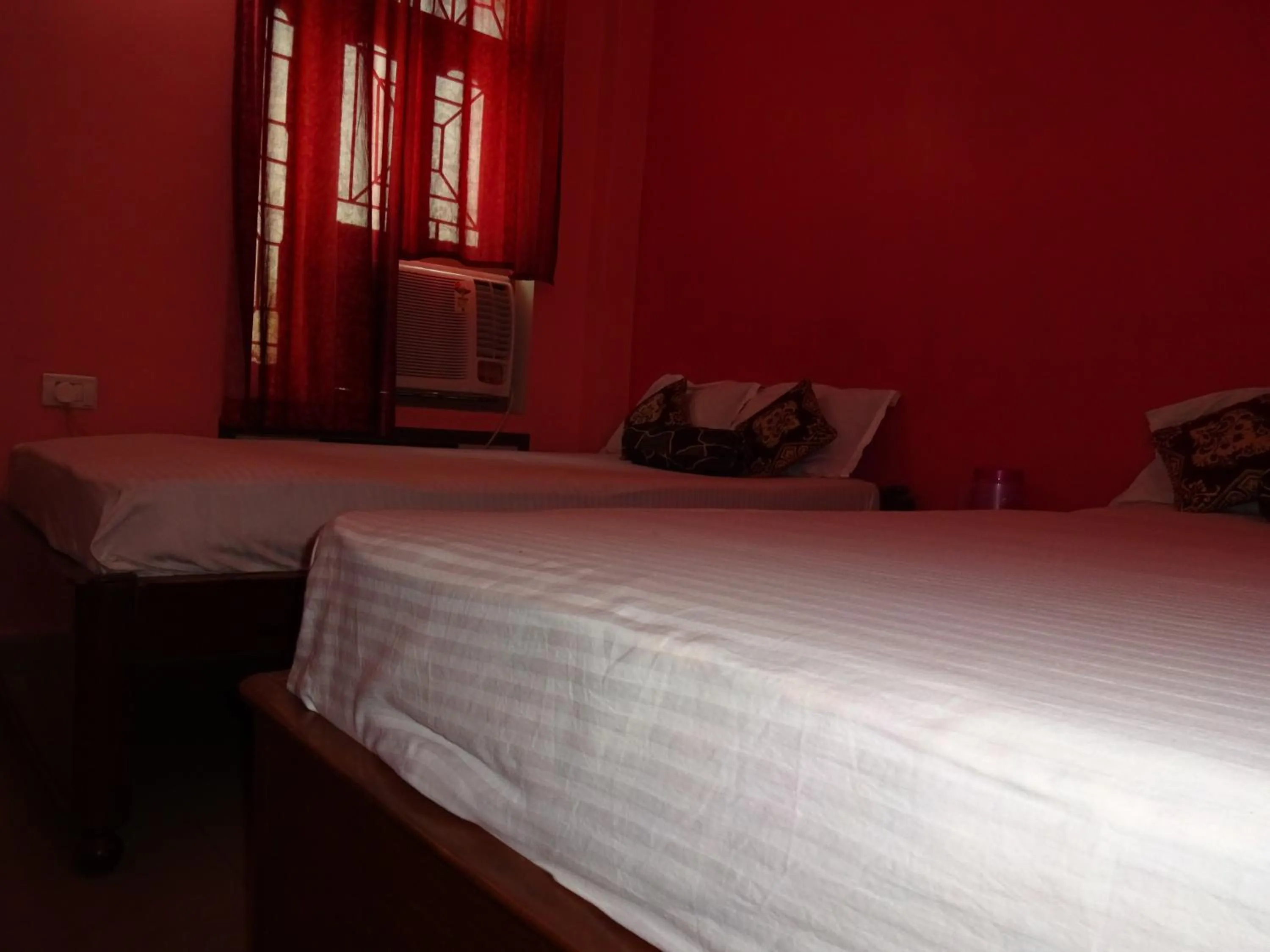 Bedroom, Bed in Hotel Viraat Inn