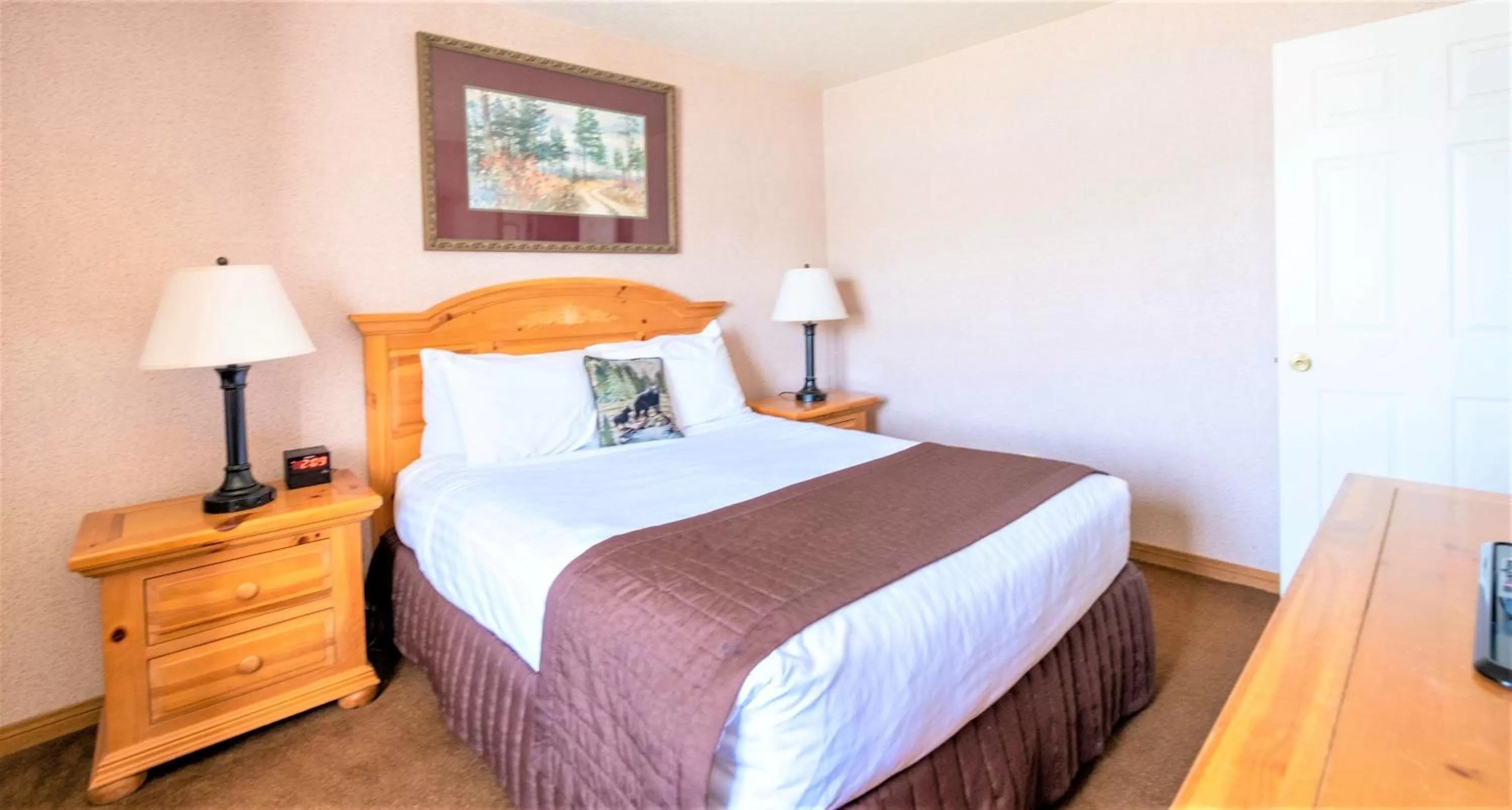 Bed in Lagonita Lodge