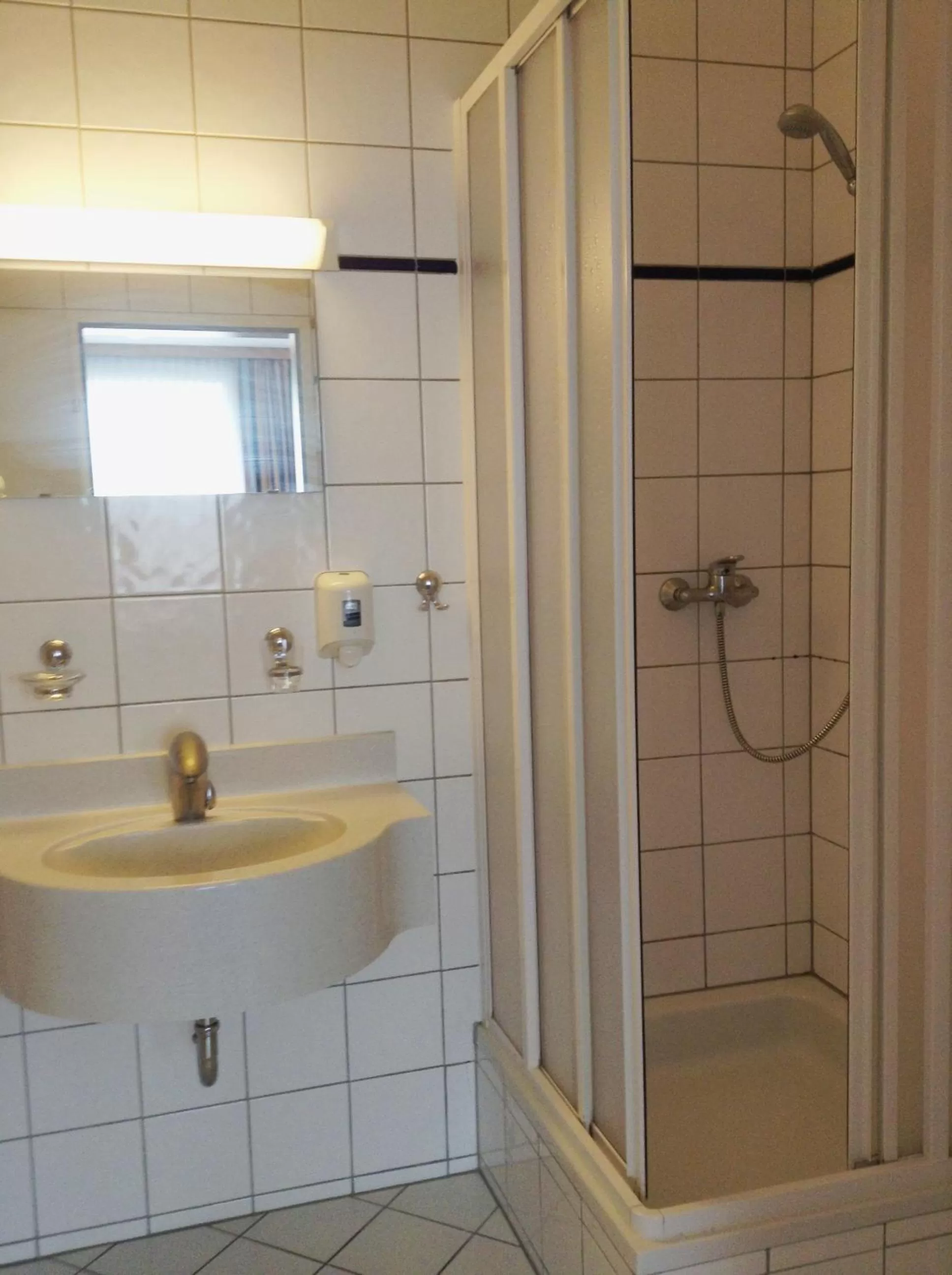 Shower in Thalinger Hof