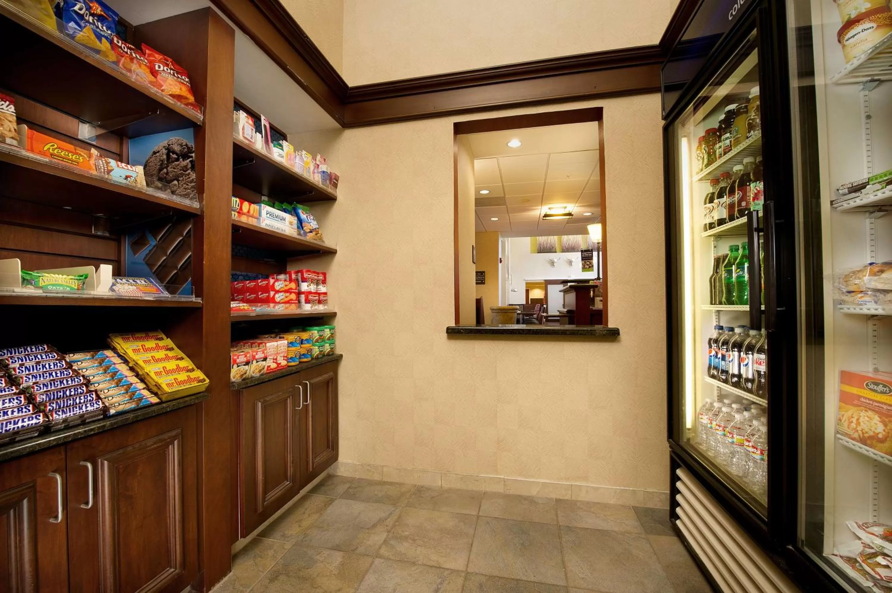 Restaurant/places to eat in Hampton Inn and Suites San Antonio Airport