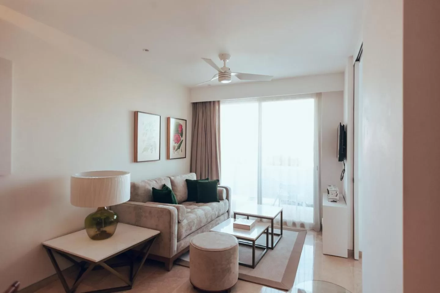 Living room in Antera Hotel & Residences