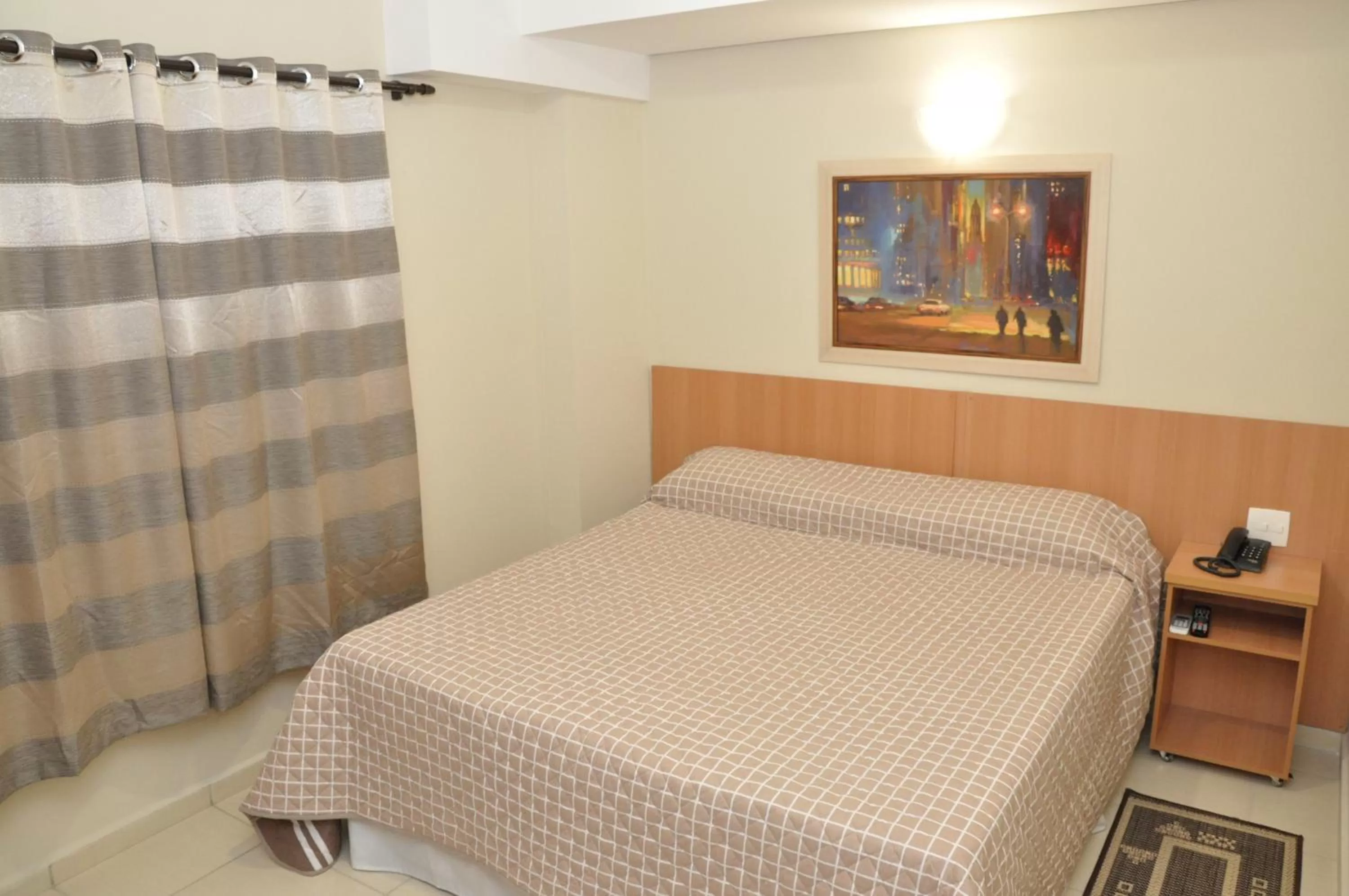 Bed in Lotus Hotel - à 6 km do Santuário de Aparecida-SP