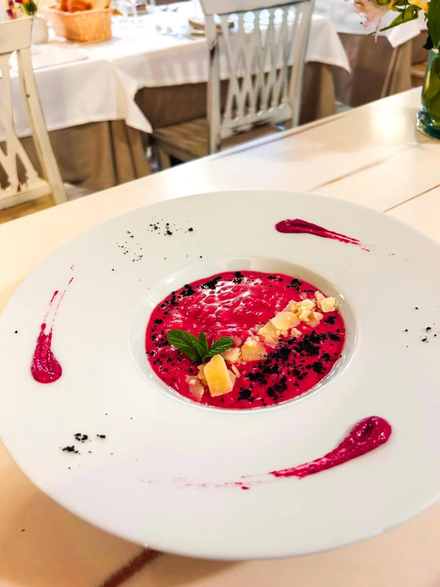 Restaurant/places to eat in Hotel Donatella