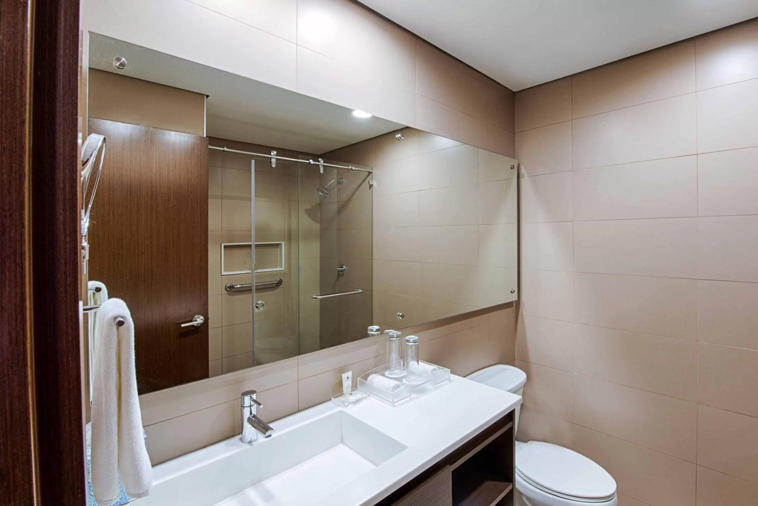 Bathroom in Crowne Plaza Airport by IHG
