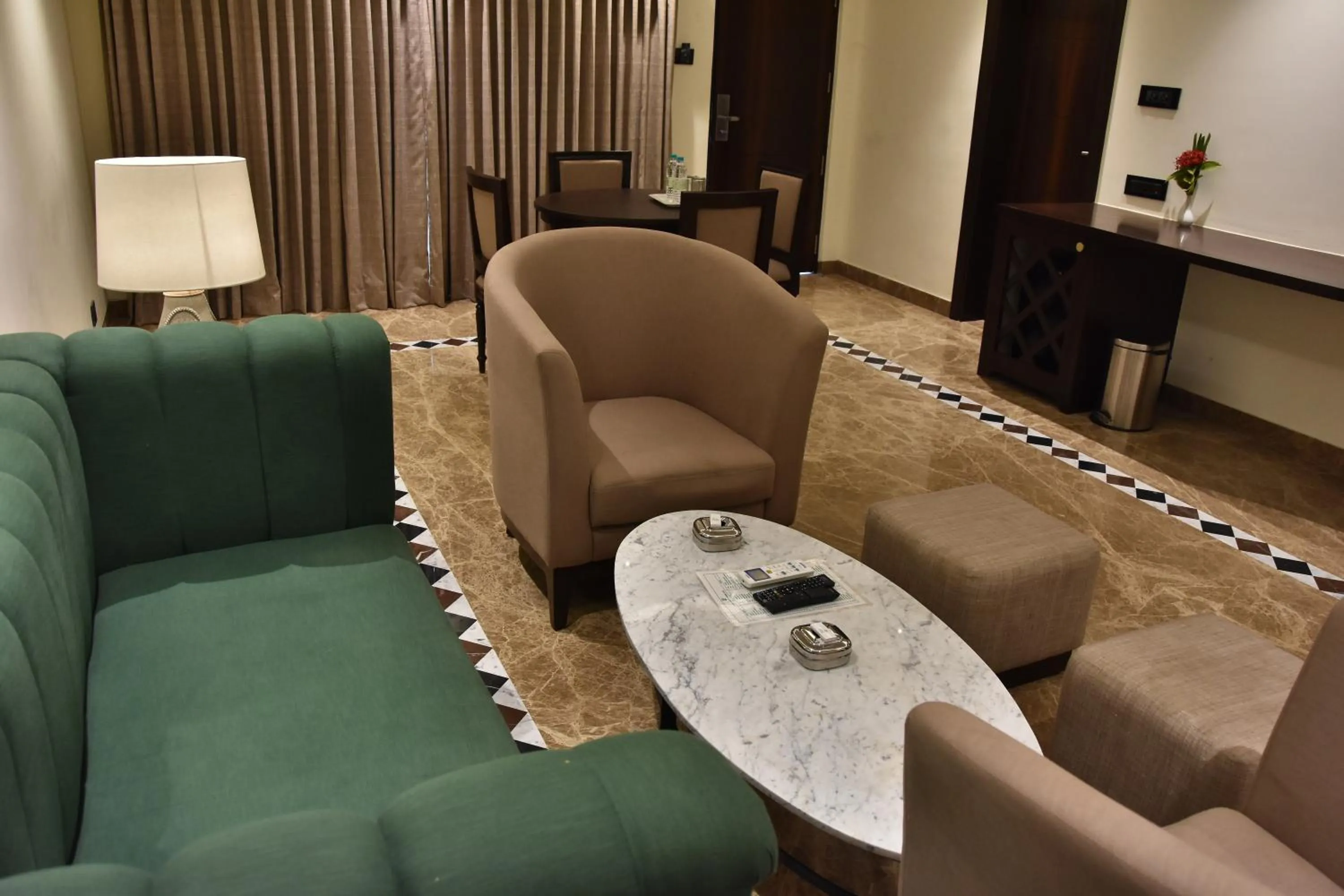 Living room in Poppys Vista Hotel