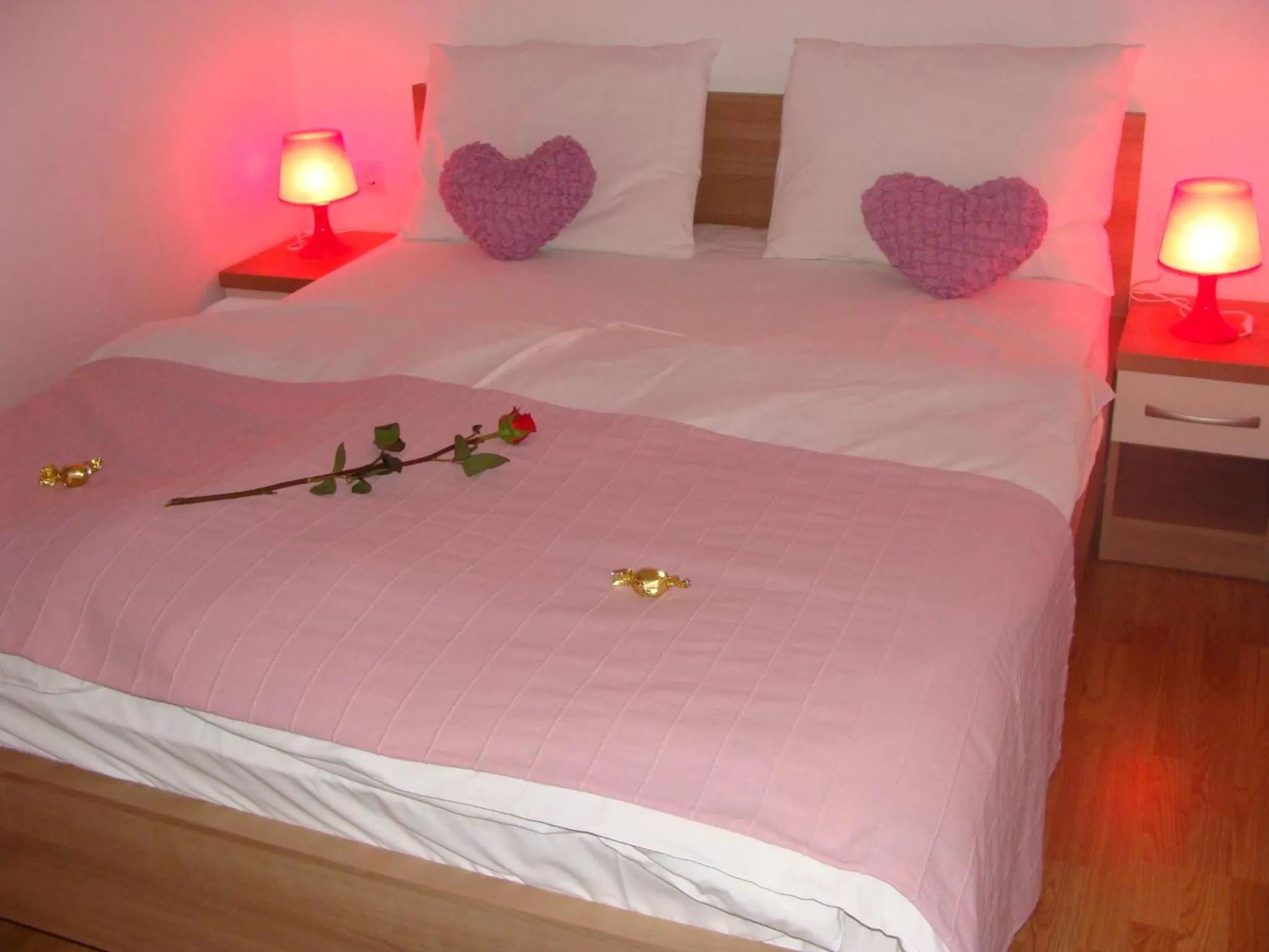 Photo of the whole room, Bed in Lugarnica