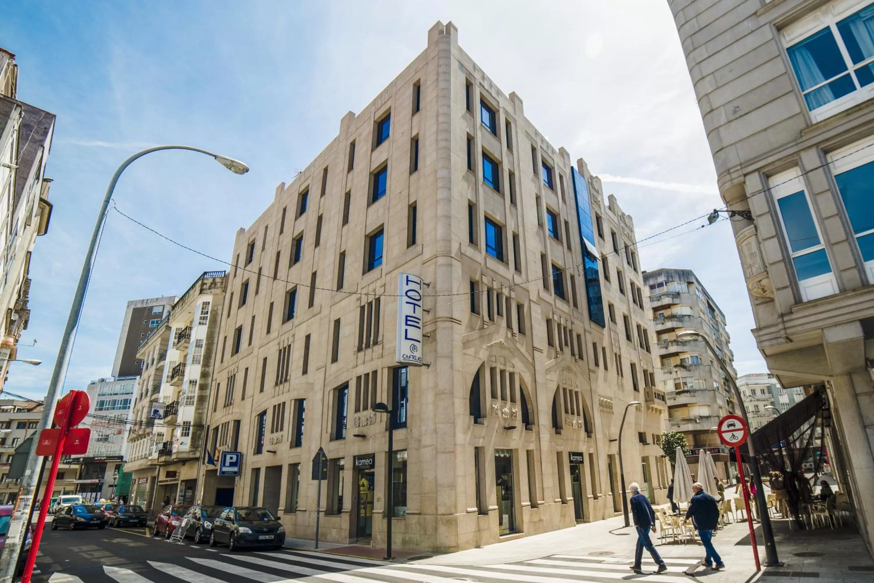 Property building in Hotel Alda Castelao